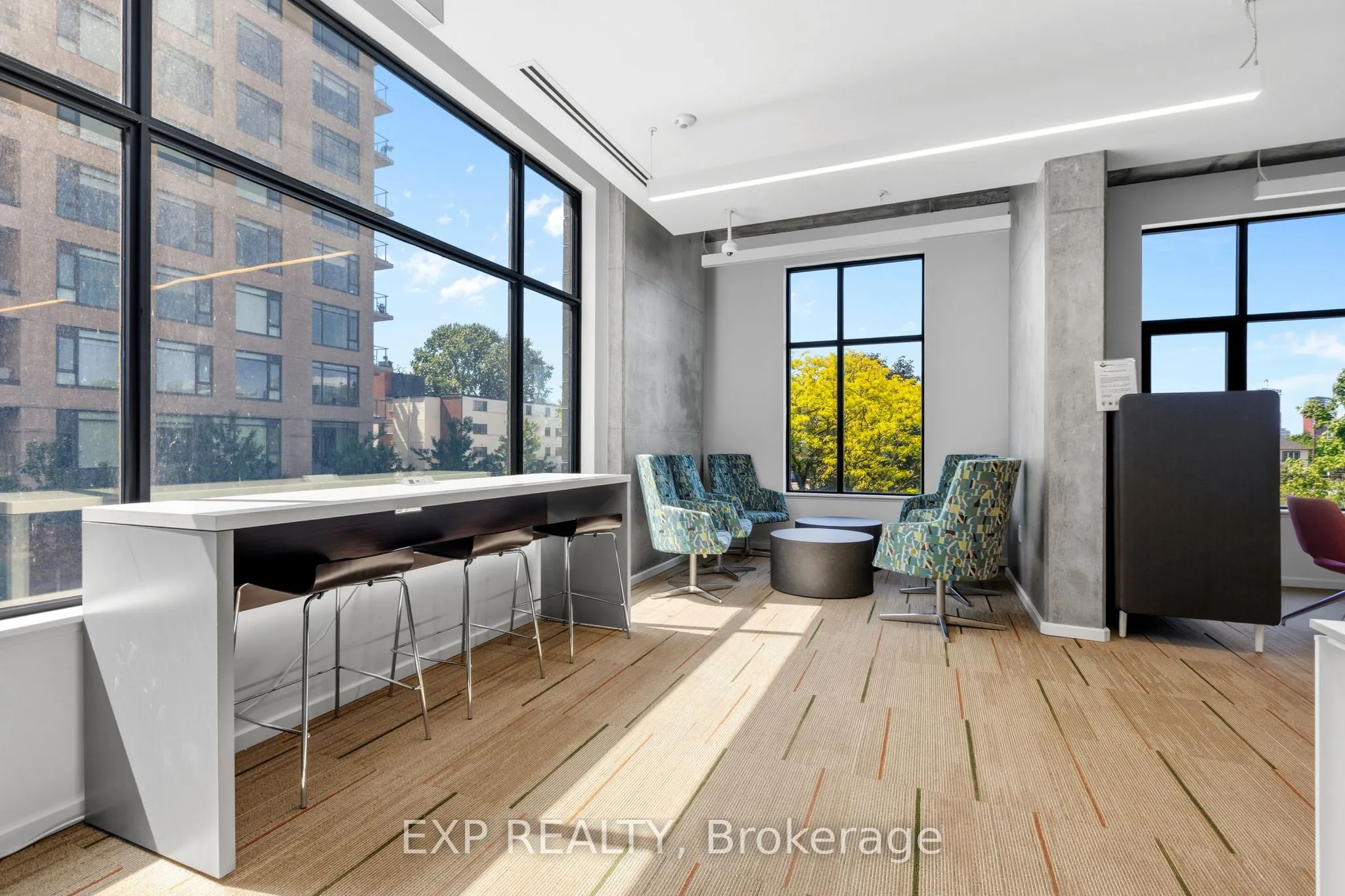 105 Champagne Avenue S #1009