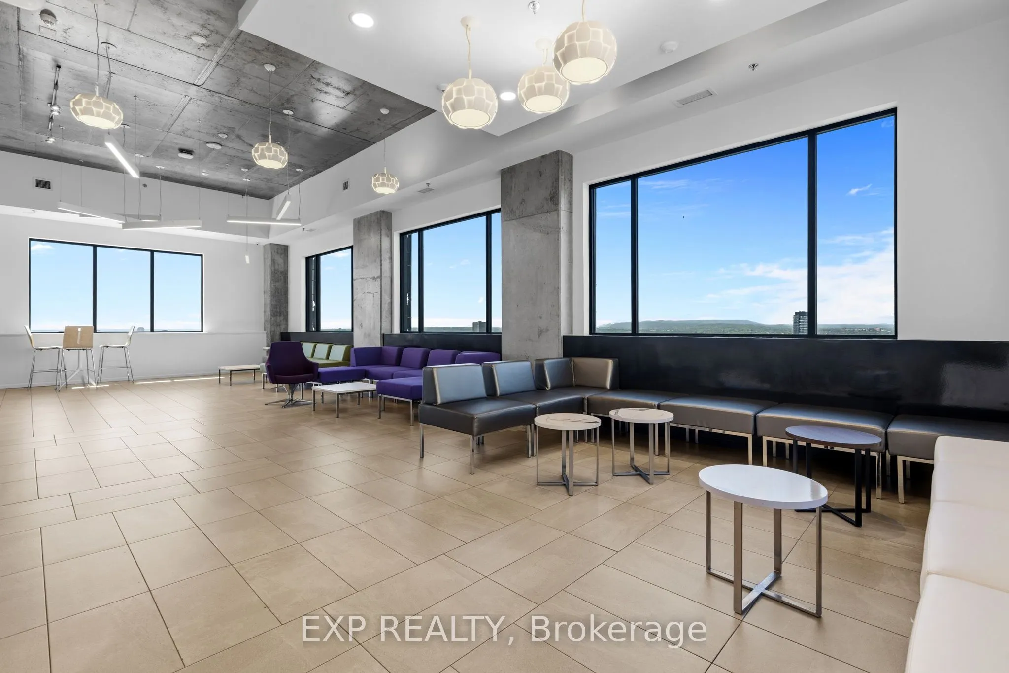 105 Champagne Avenue S #1009