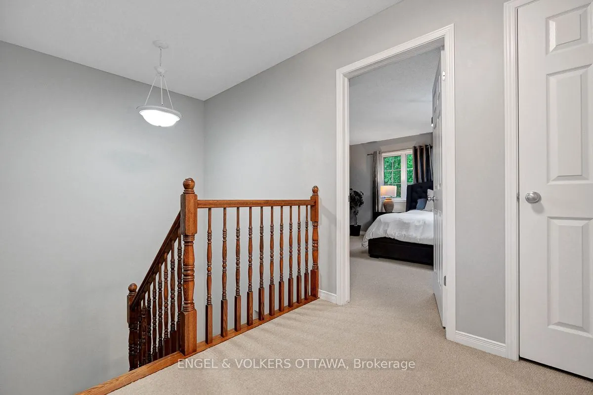 938 Payer Street