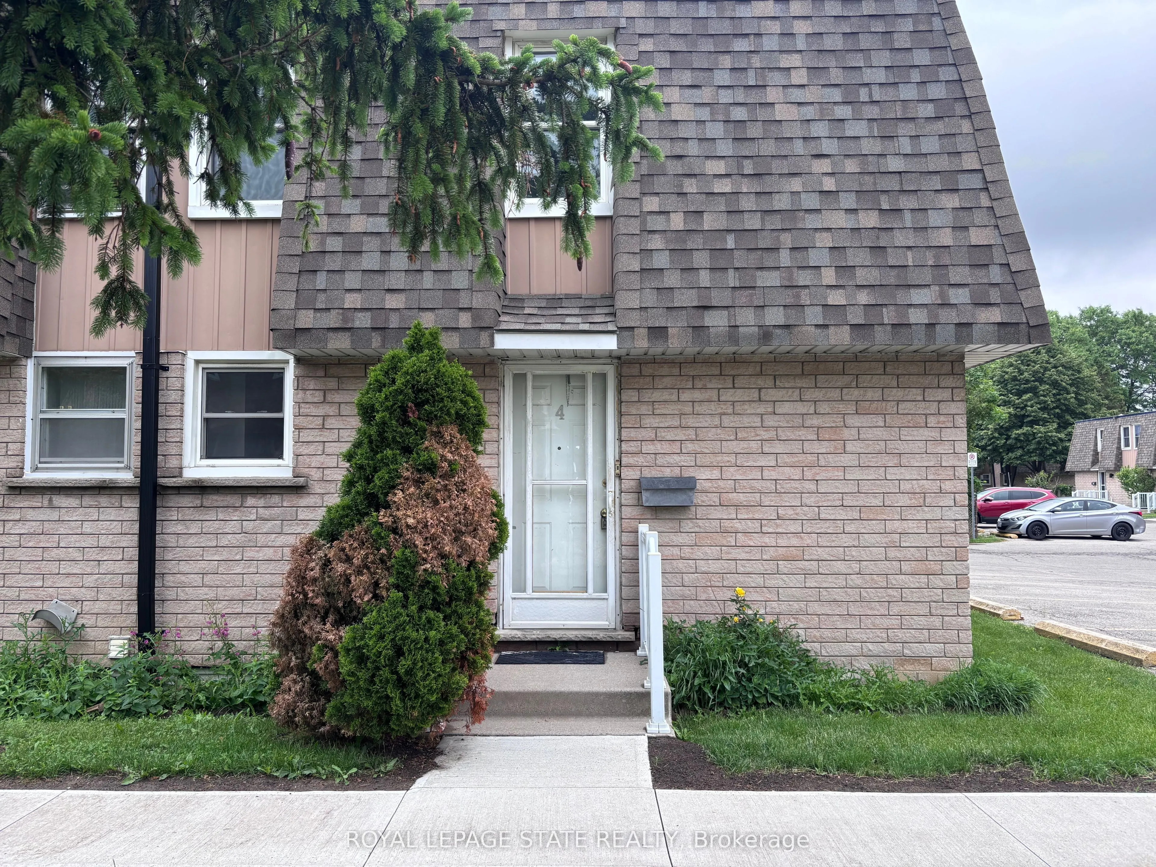 153 Limeridge Road W #4