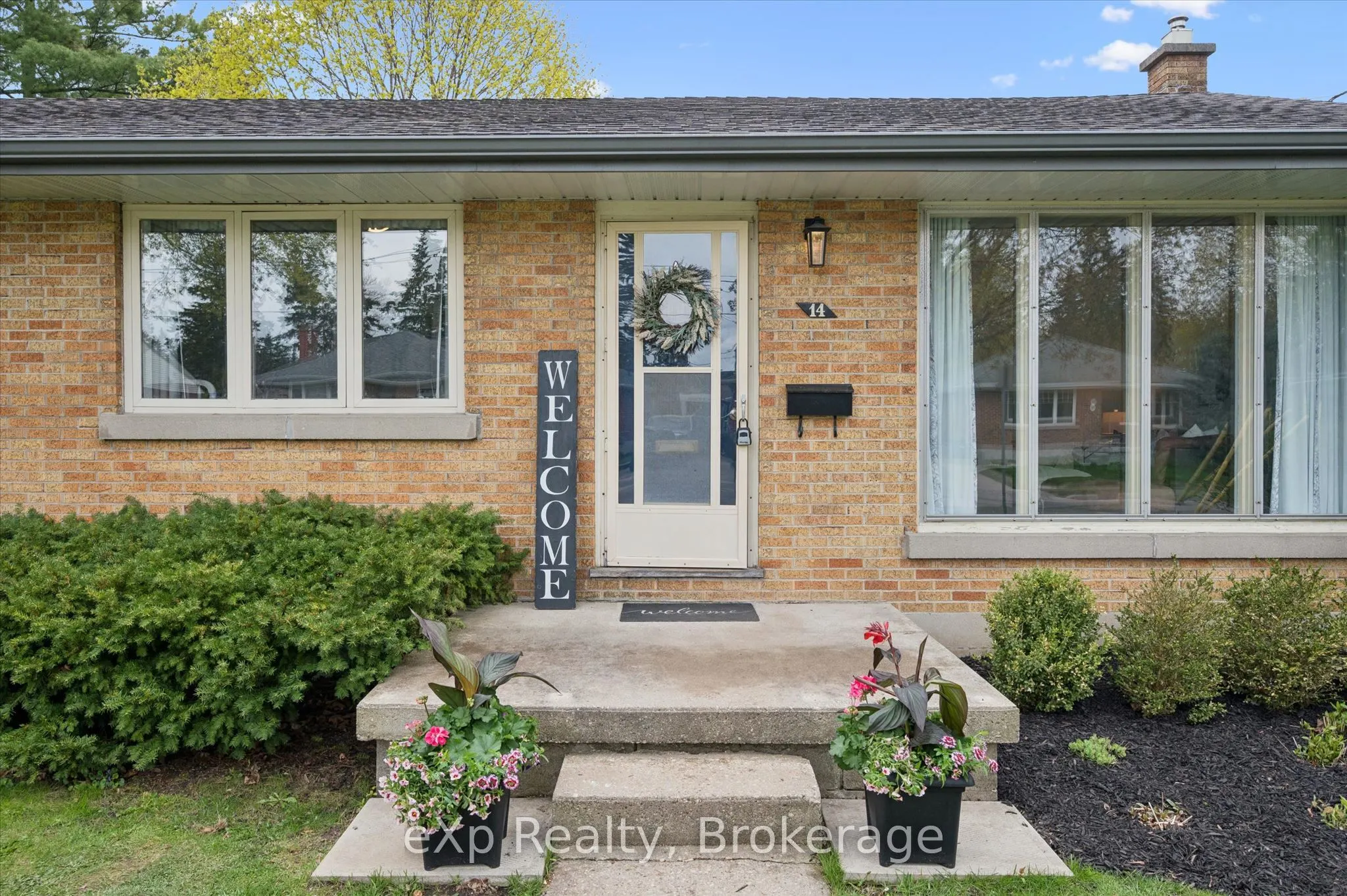 14 Glenwood Avenue