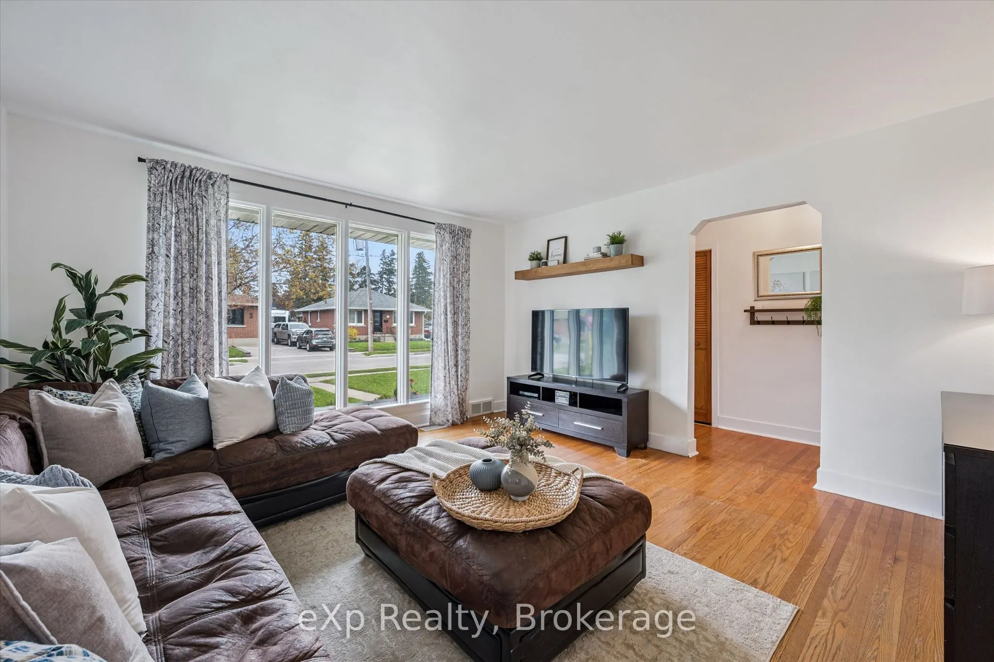 14 Glenwood Avenue