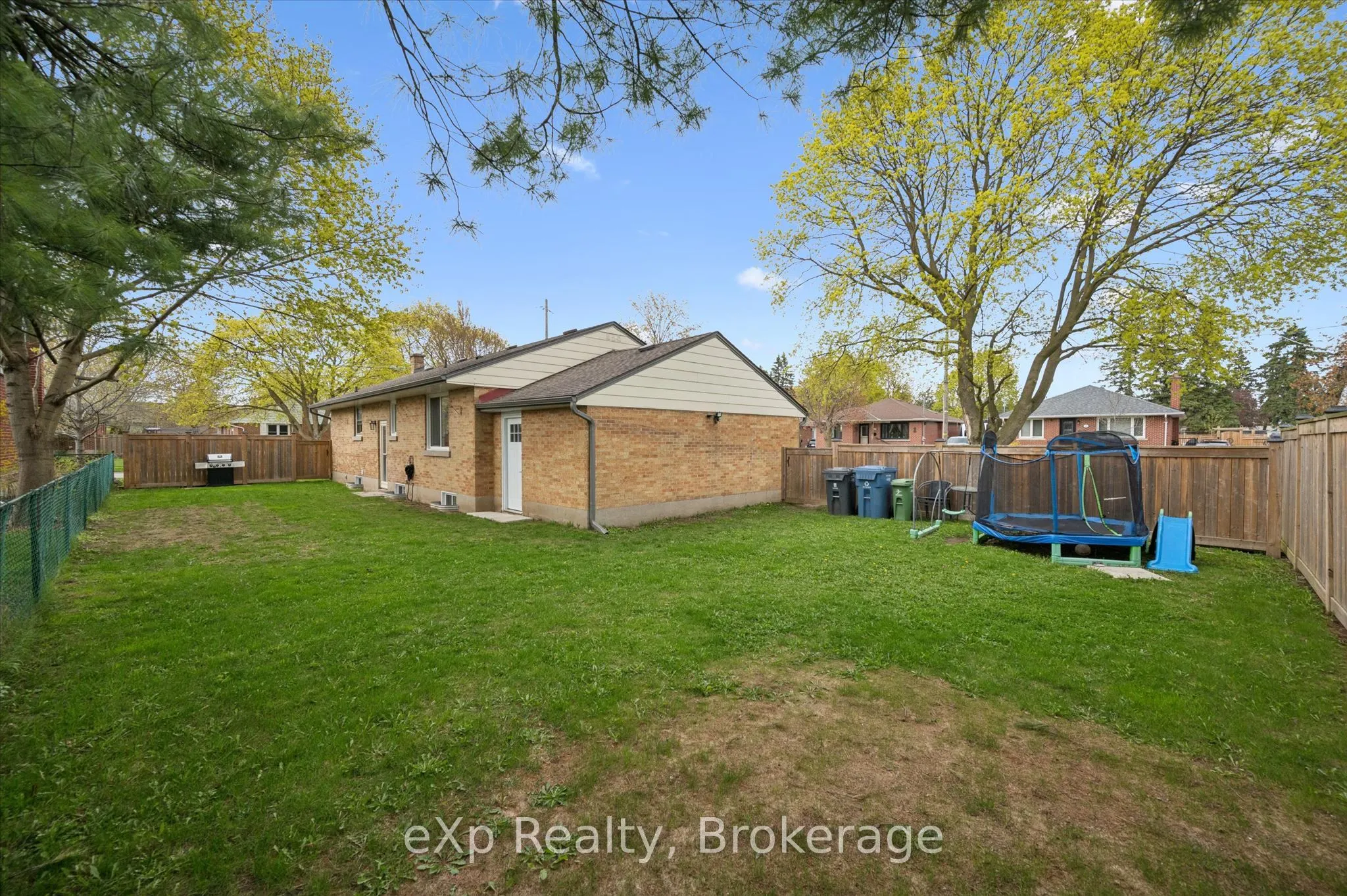 14 Glenwood Avenue