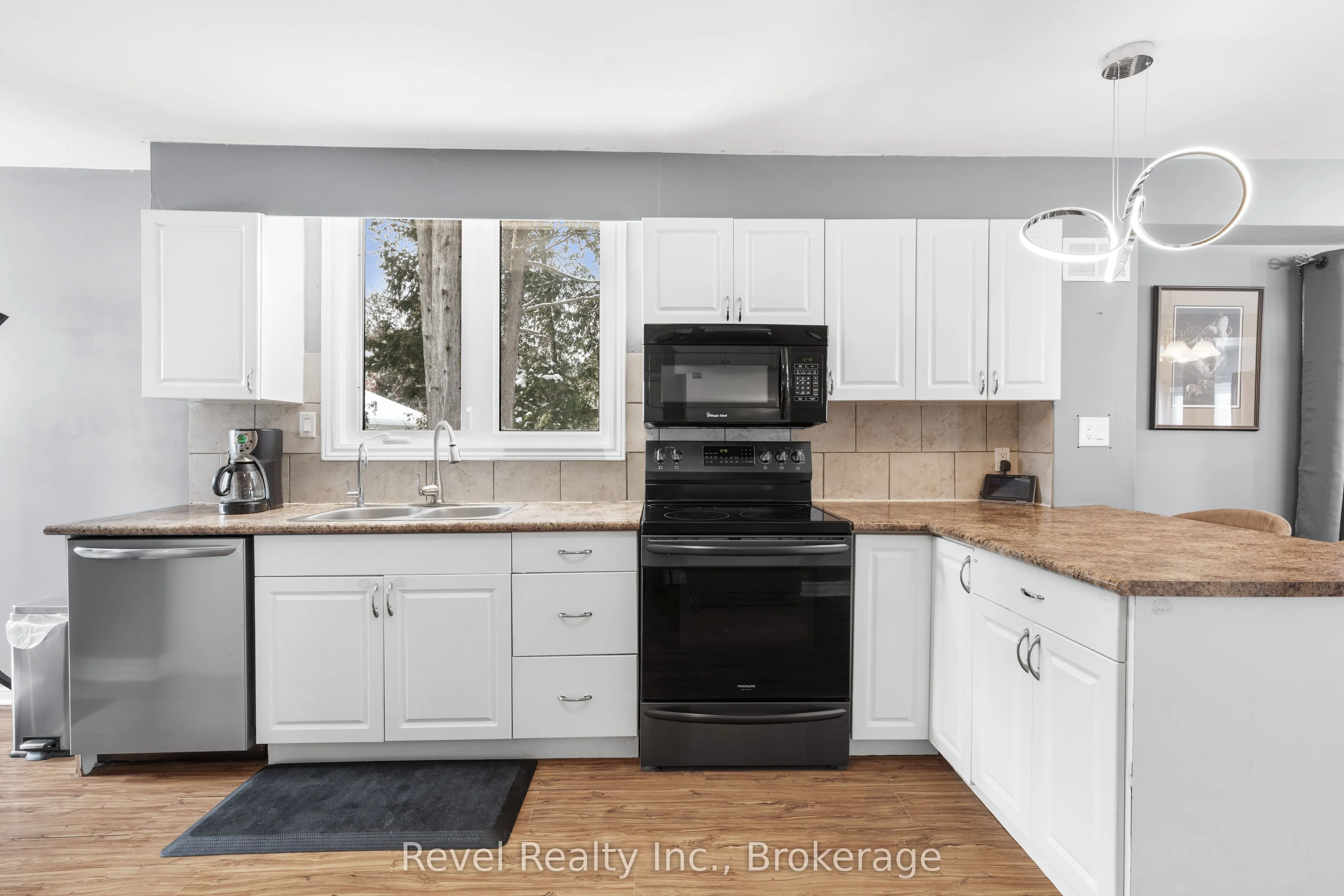 1393 Killarney Bay Road