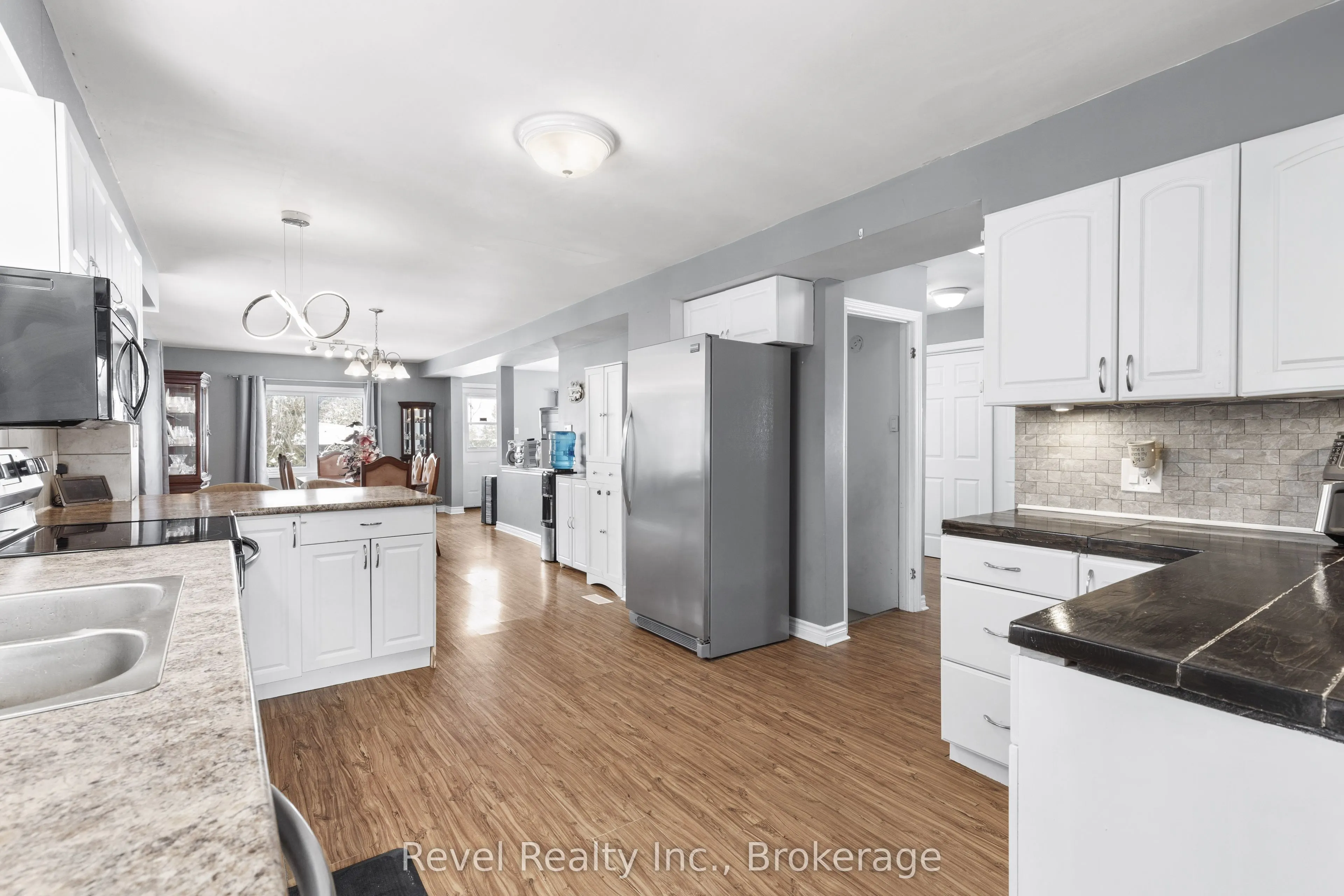 1393 Killarney Bay Road