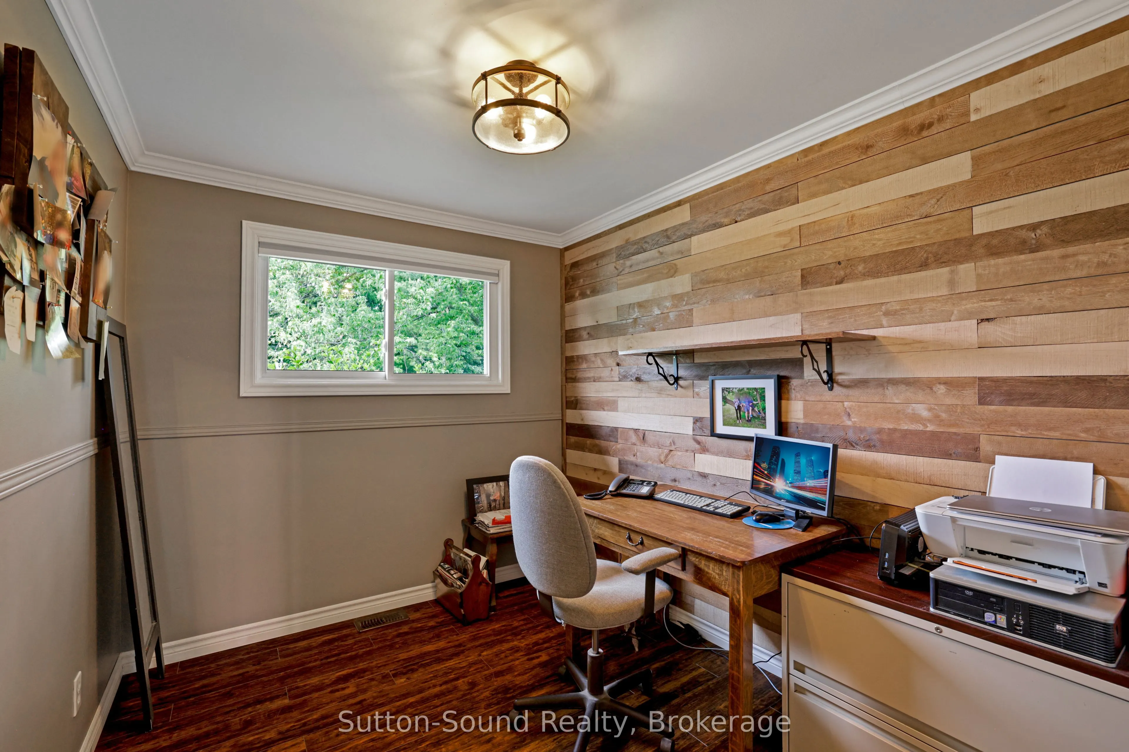 829 30th Street W