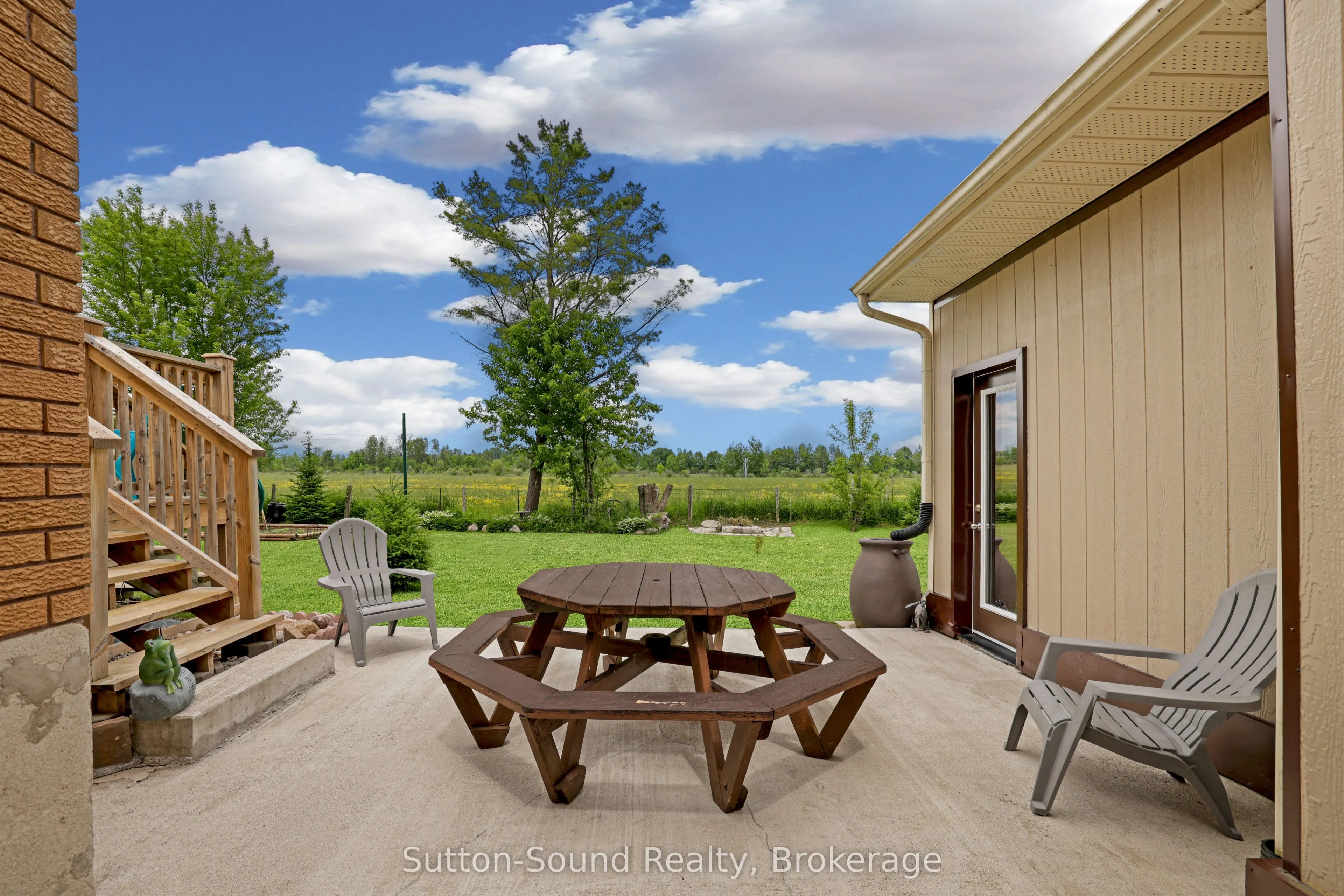 829 30th Street W