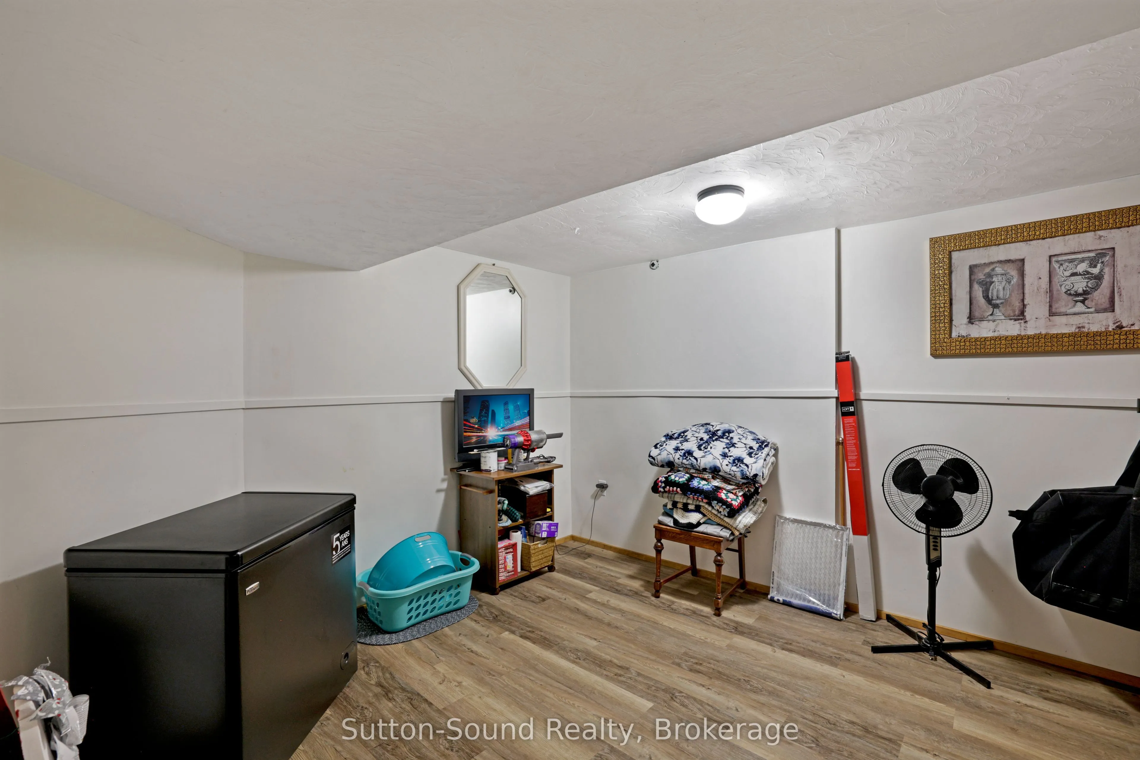 829 30th Street W