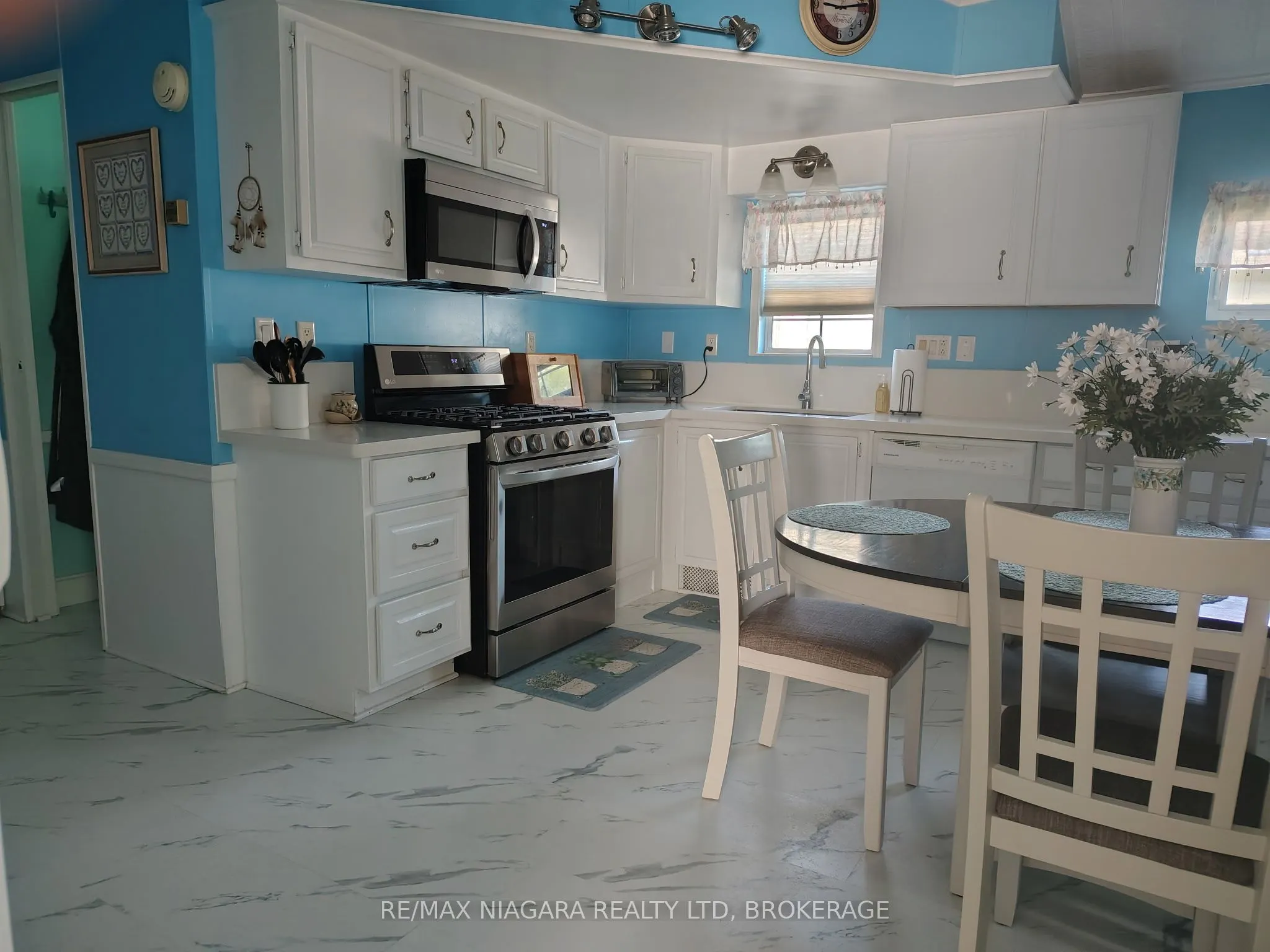 54 Quarry View Village