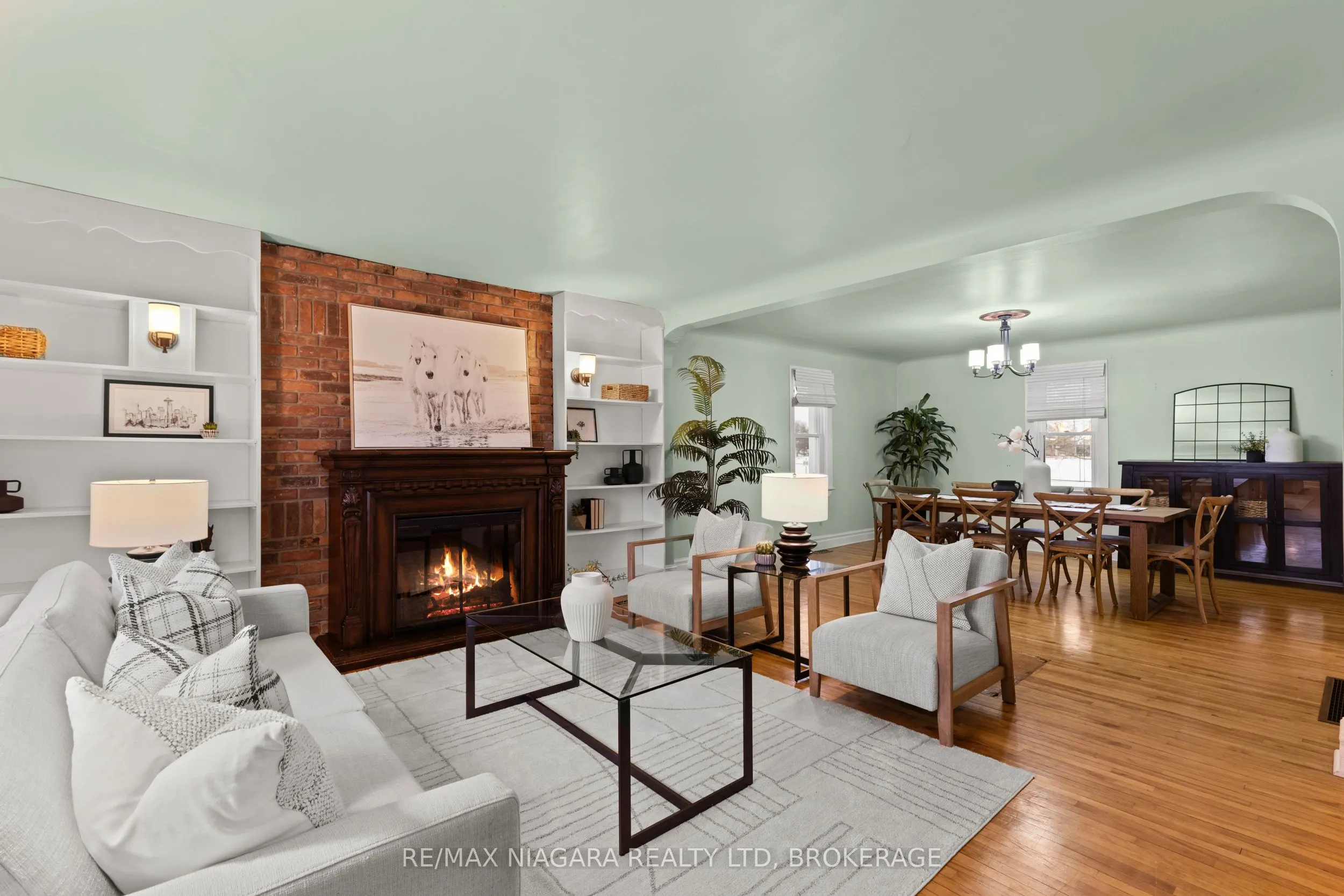 401 Fielden Avenue