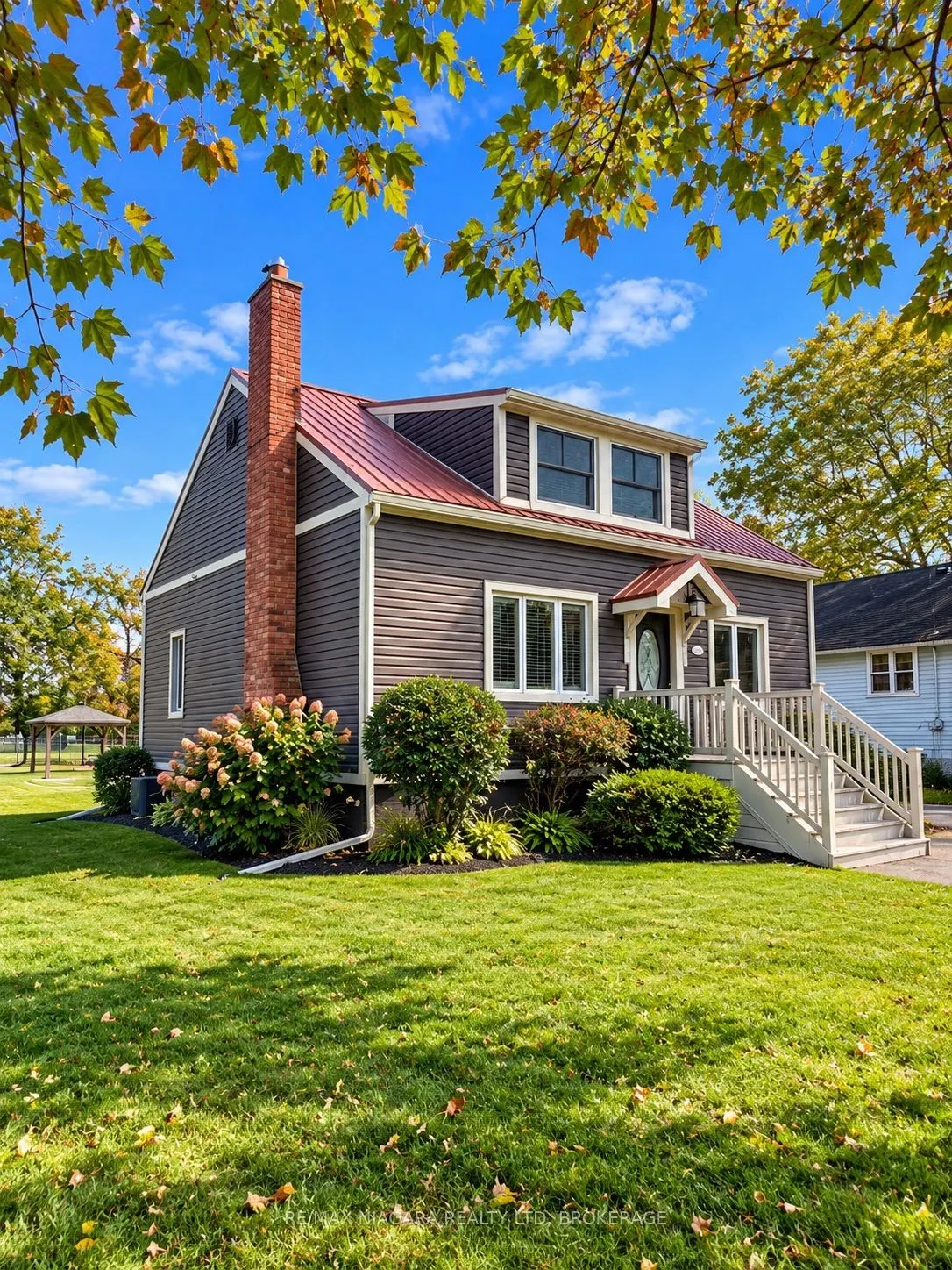 401 Fielden Avenue