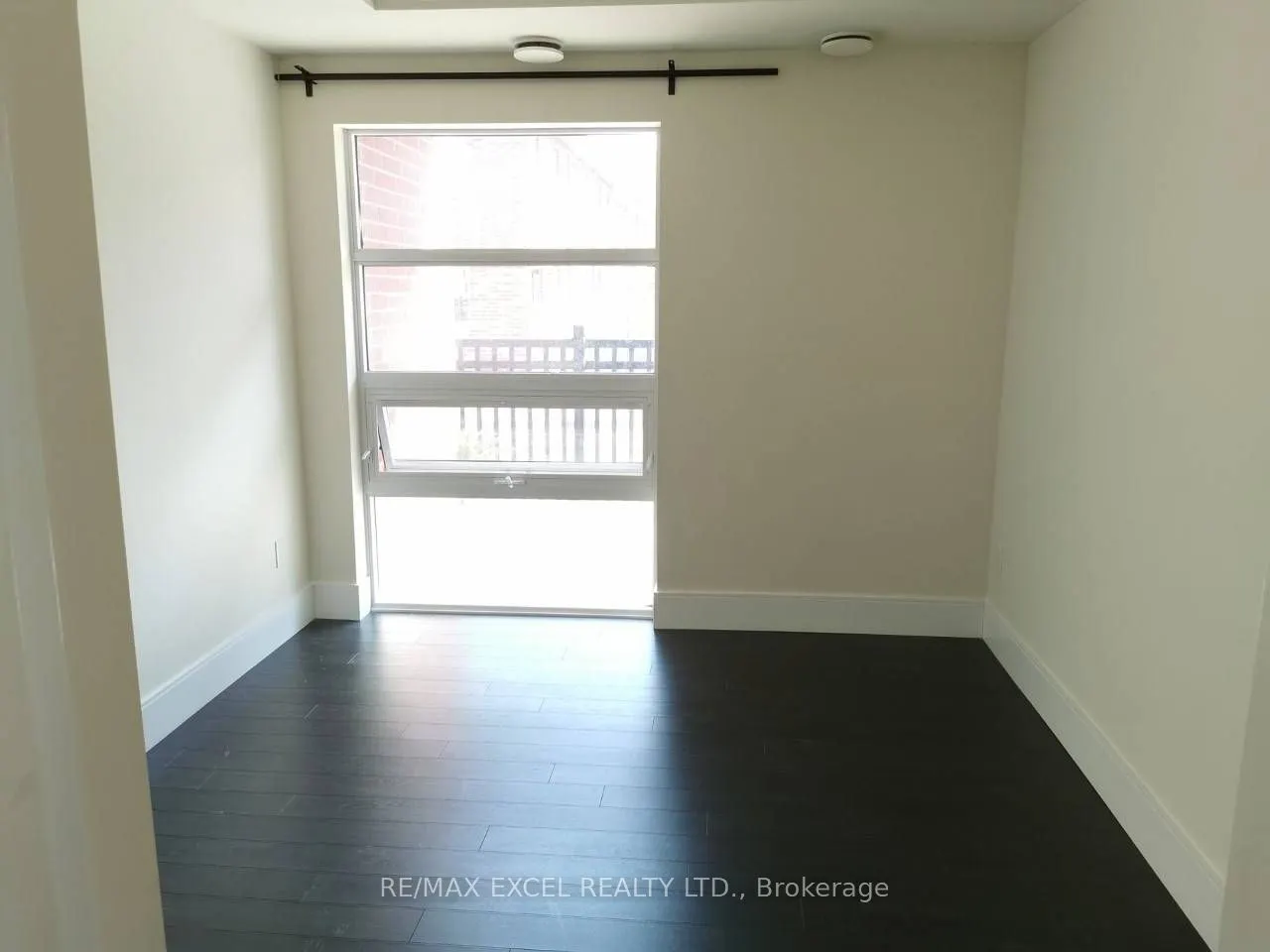155 St Leger Street #107