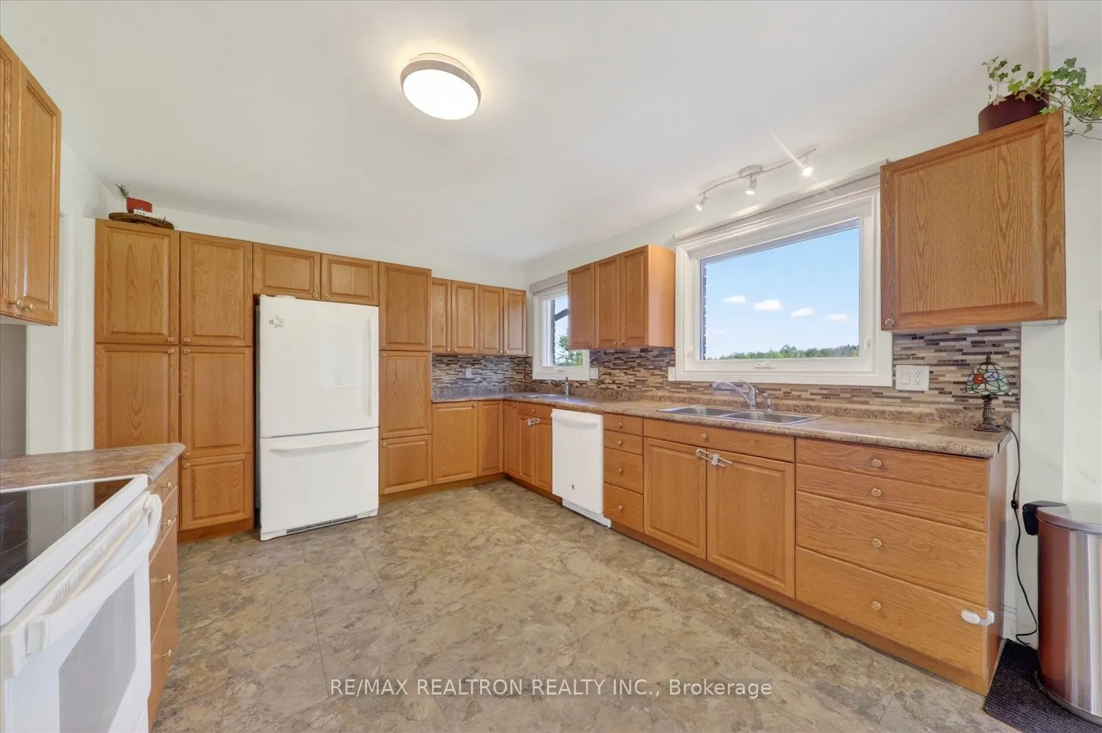 20 Valley View Drive