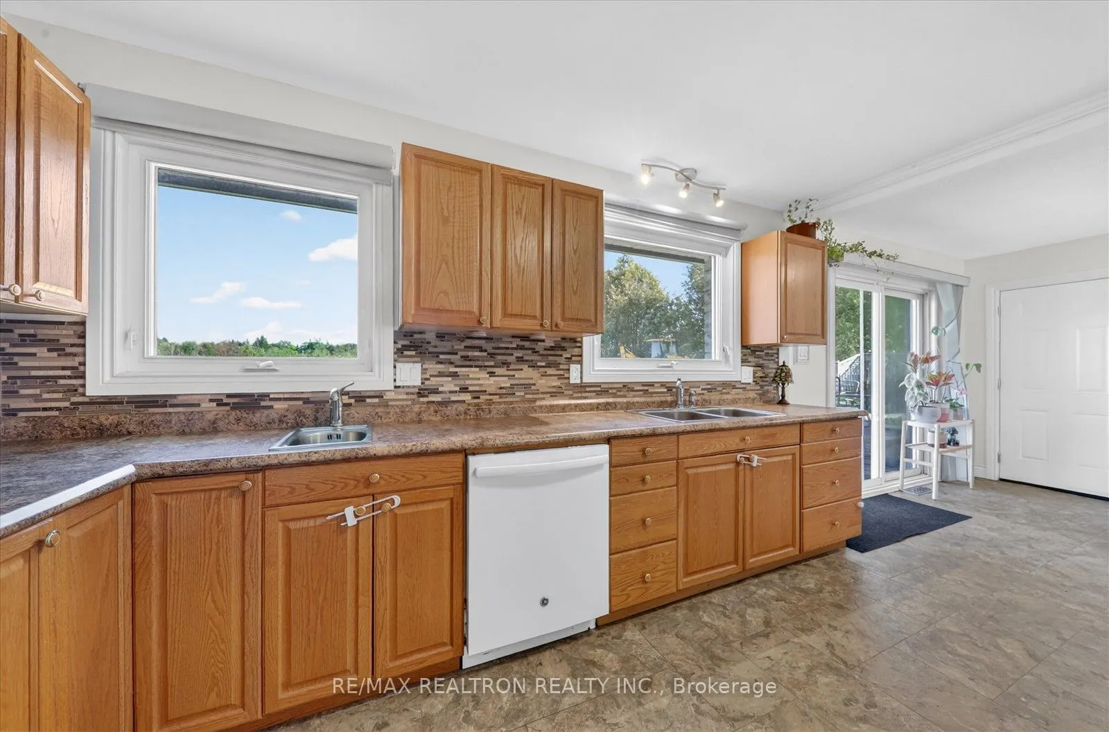 20 Valley View Drive