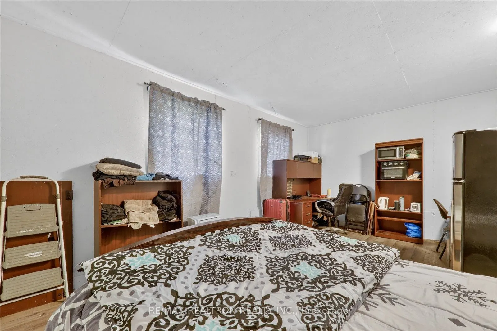 20 Valley View Drive