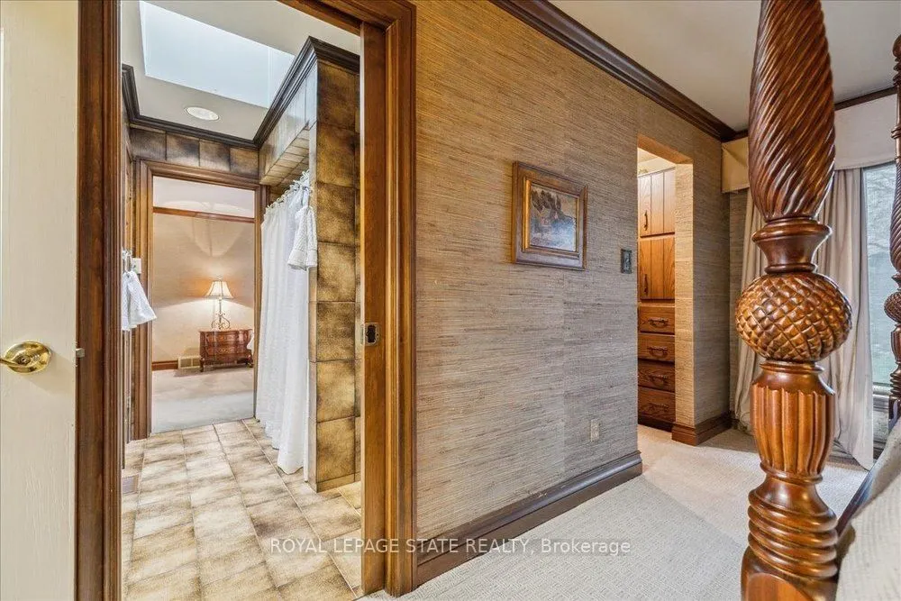 7 Lakegate Drive