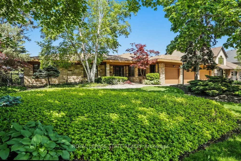 7 Lakegate Drive
