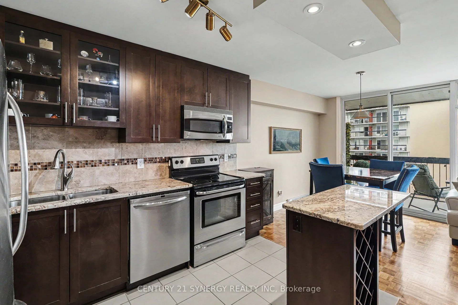 158B McArthur Avenue #1202