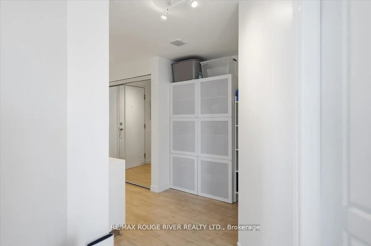 135 James Street S #1401