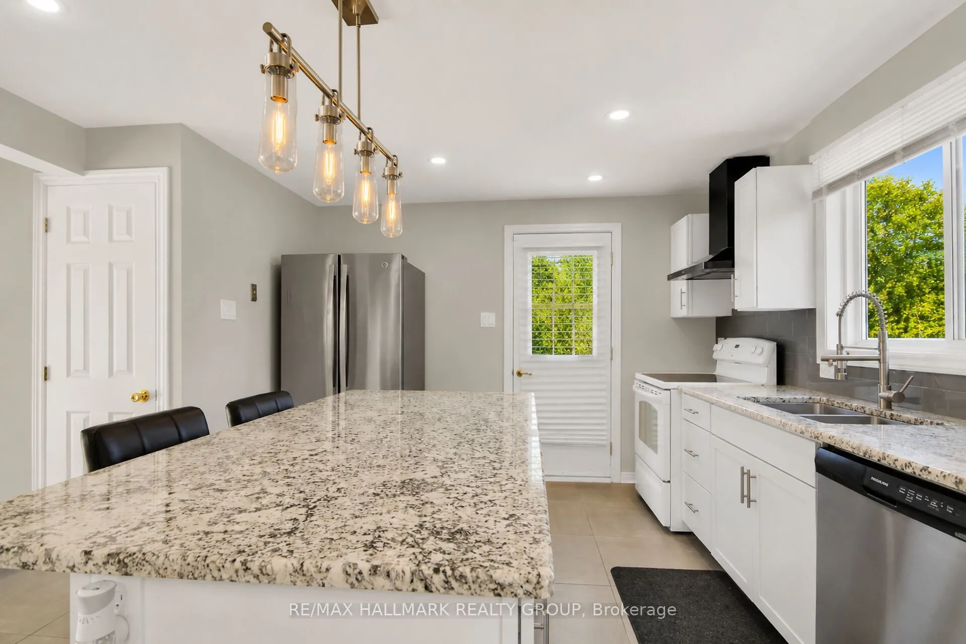 13 Coolspring Crescent