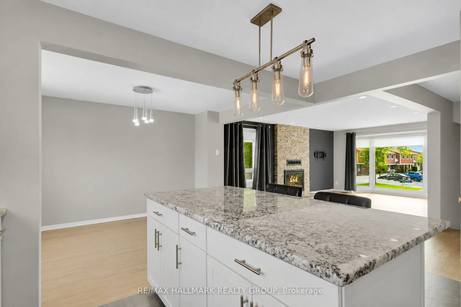 13 Coolspring Crescent