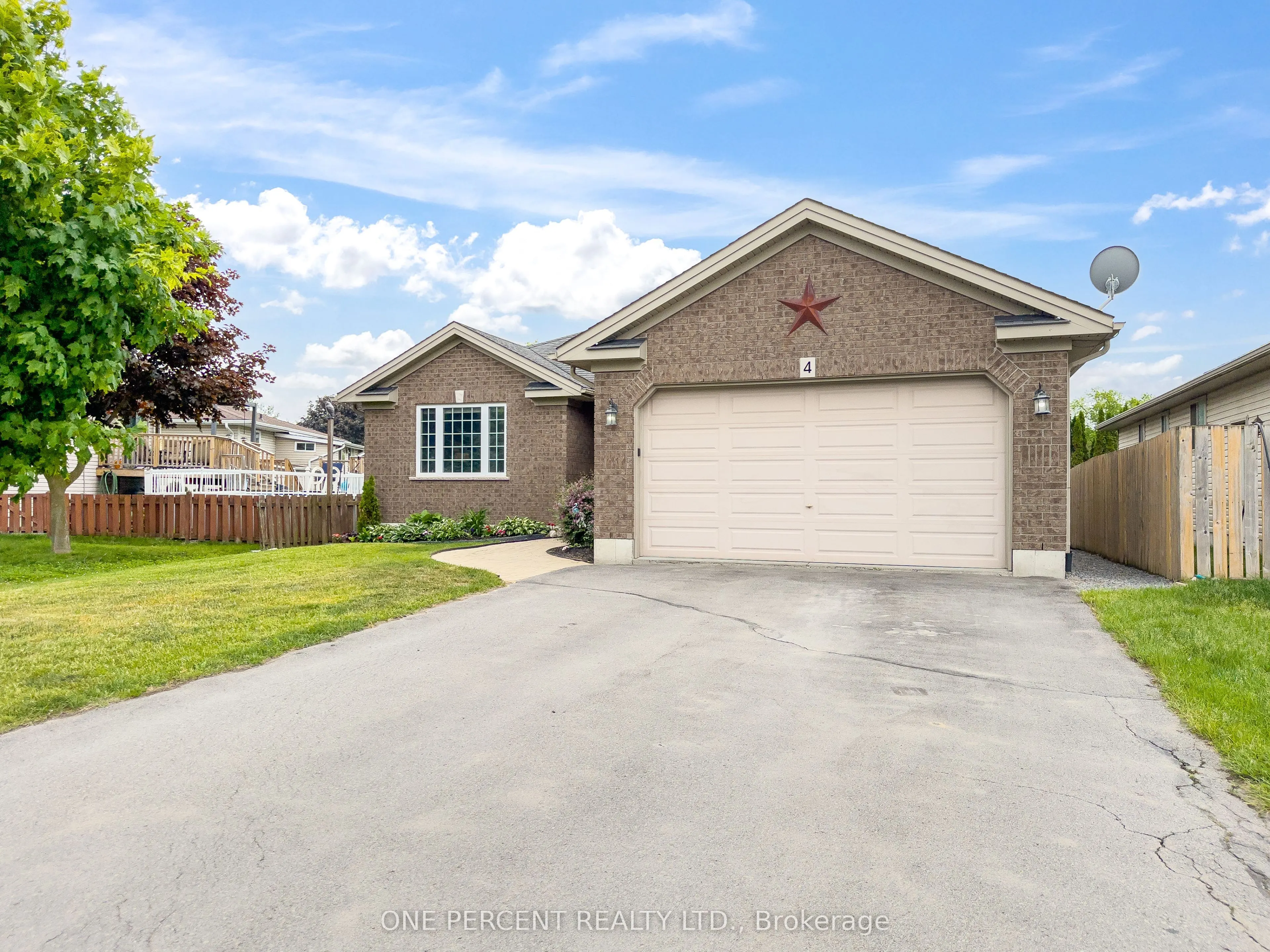 4 Jason Crescent
