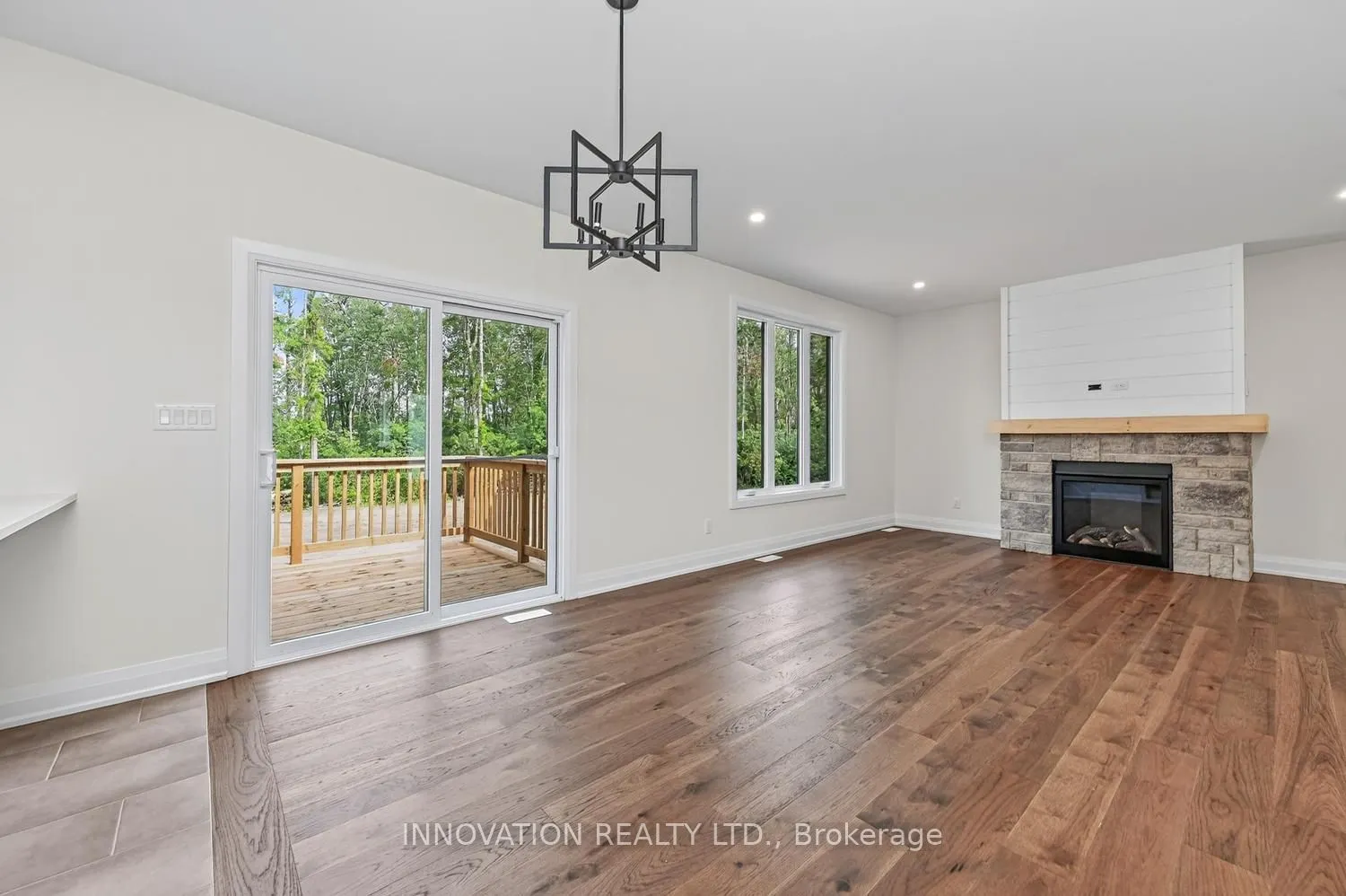3249 Elizabeth Street