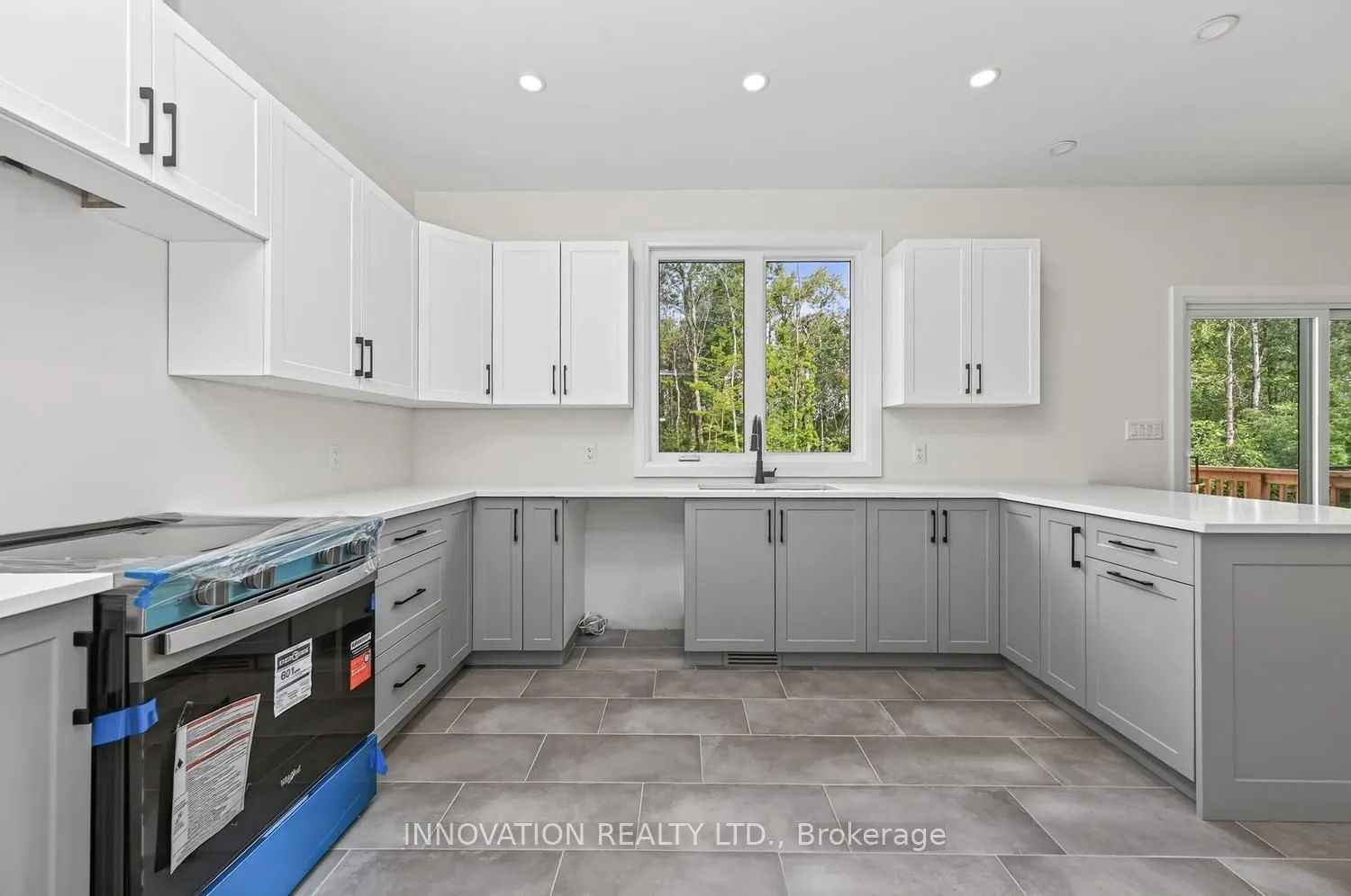 3249 Elizabeth Street