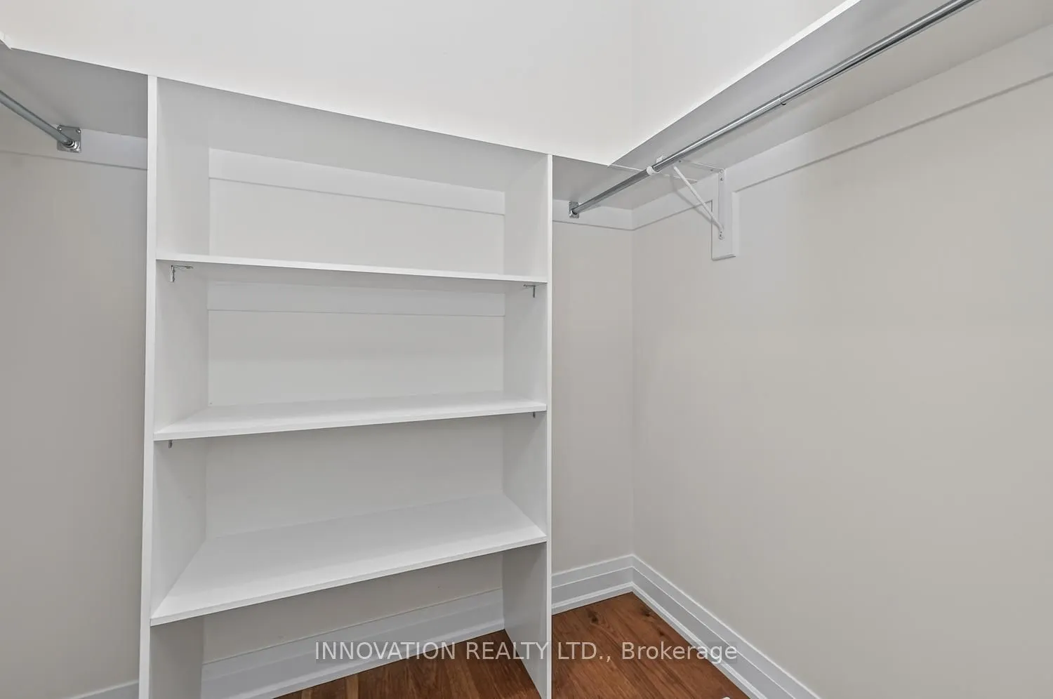 3249 Elizabeth Street