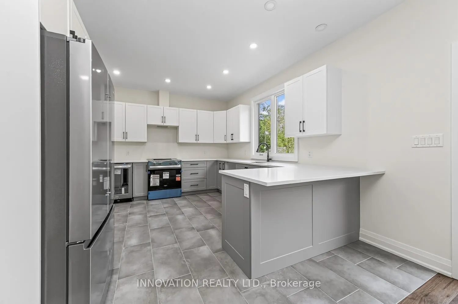 3249 Elizabeth Street