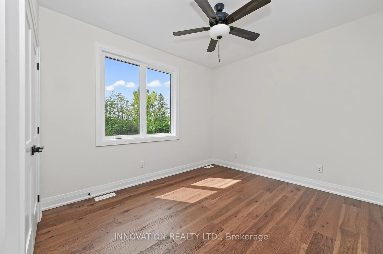 3249 Elizabeth Street