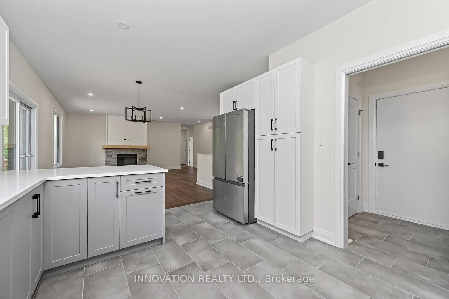 3249 Elizabeth Street