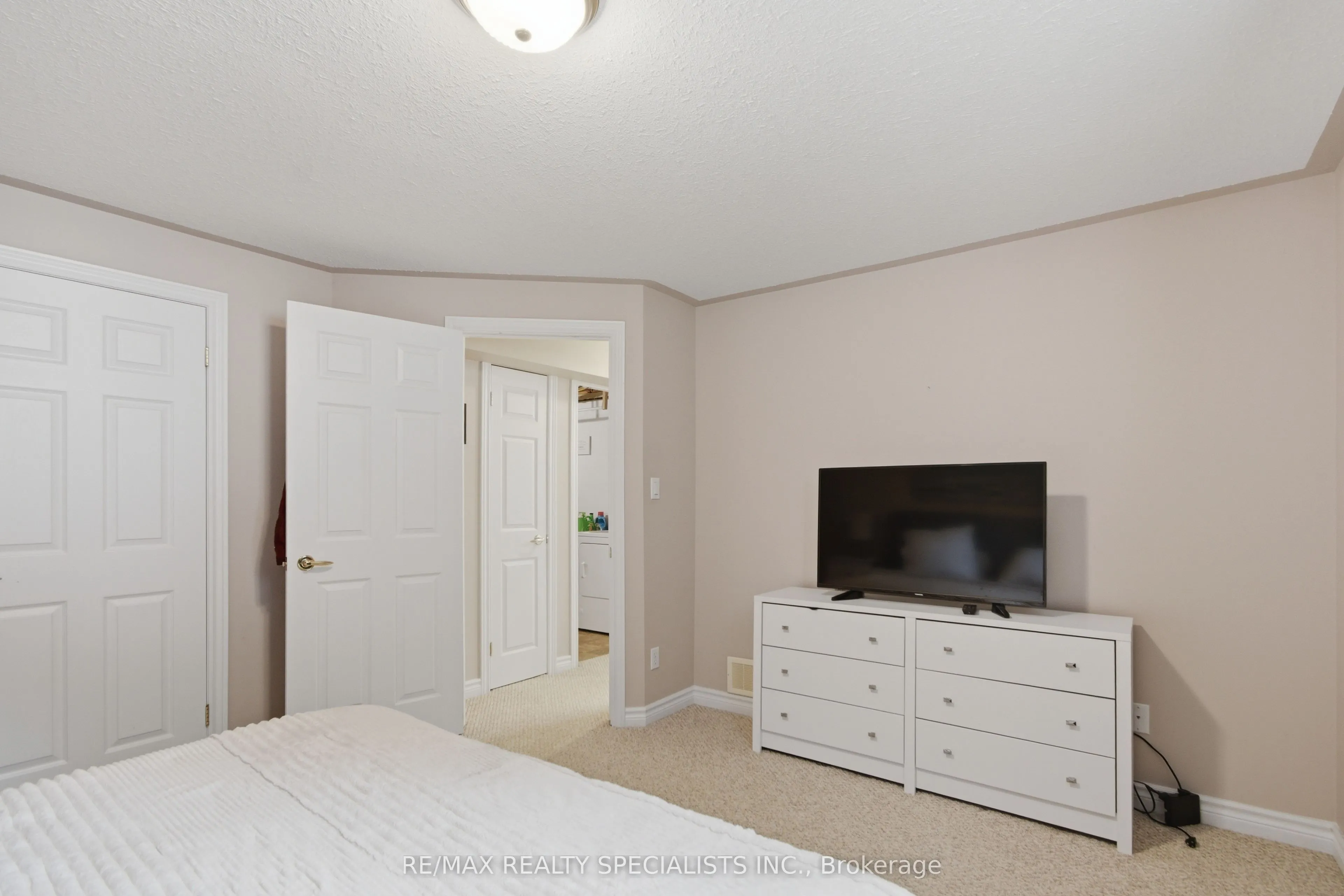 20 Stonegate Crescent