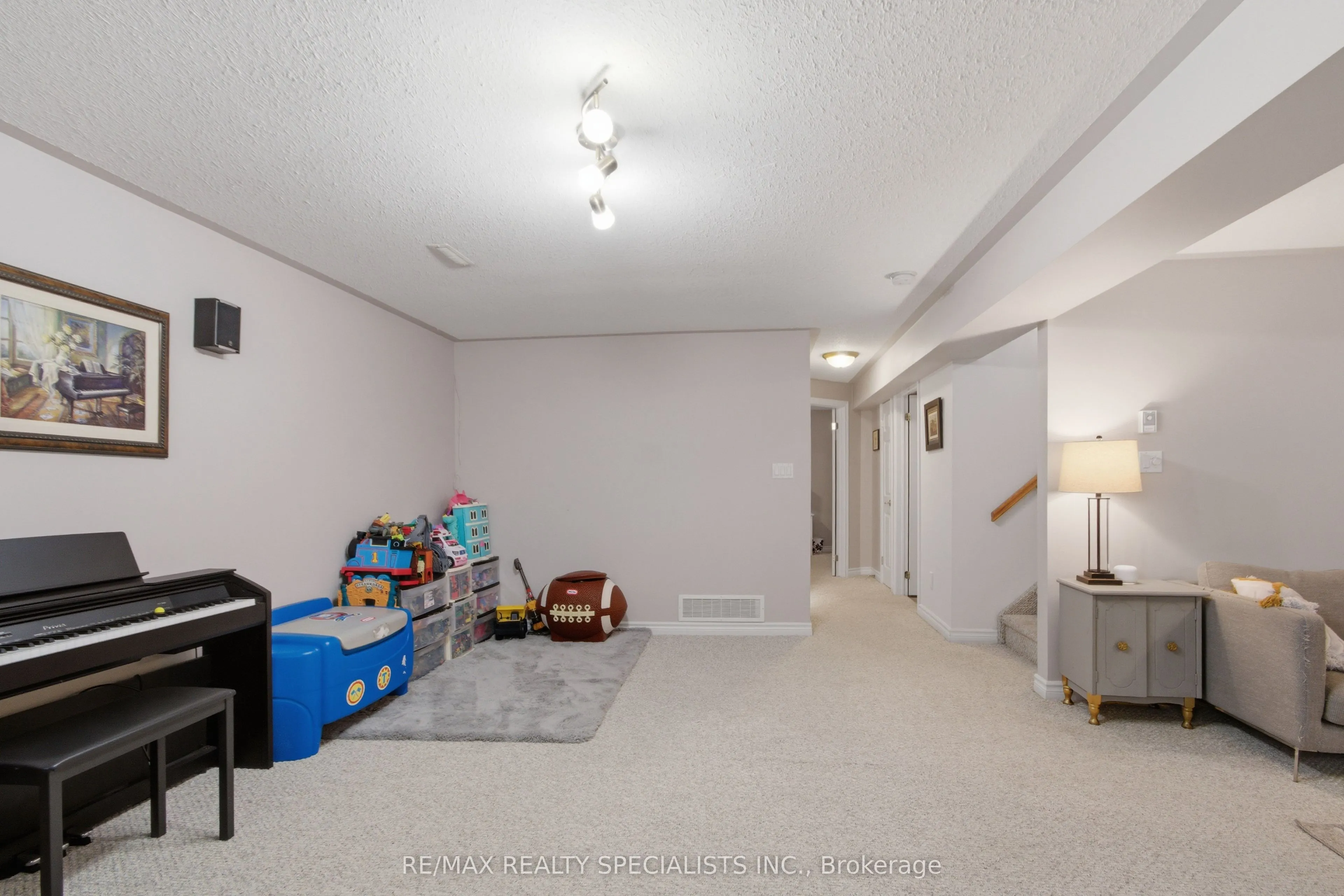 20 Stonegate Crescent
