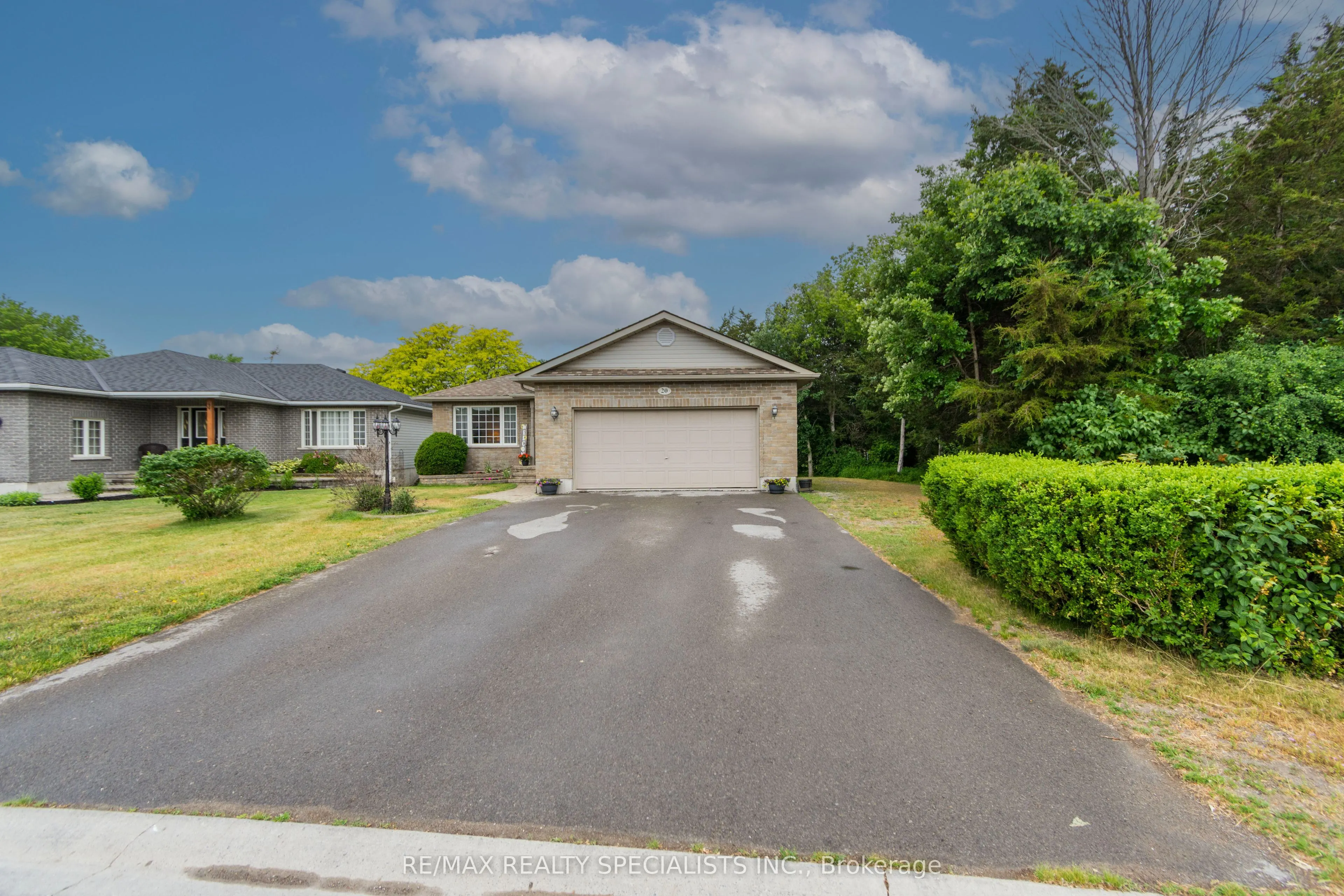 20 Stonegate Crescent