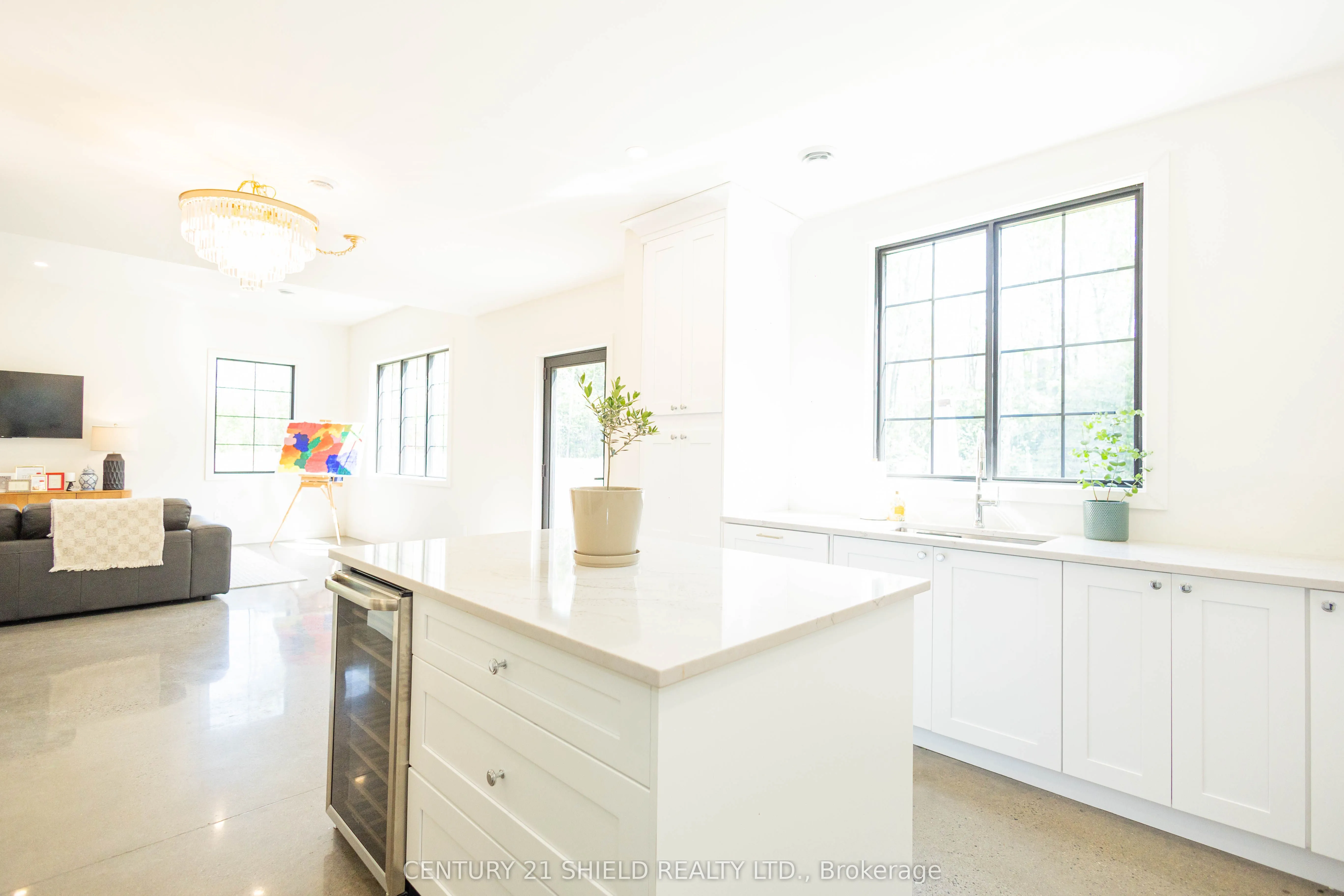 5153 Archer Road