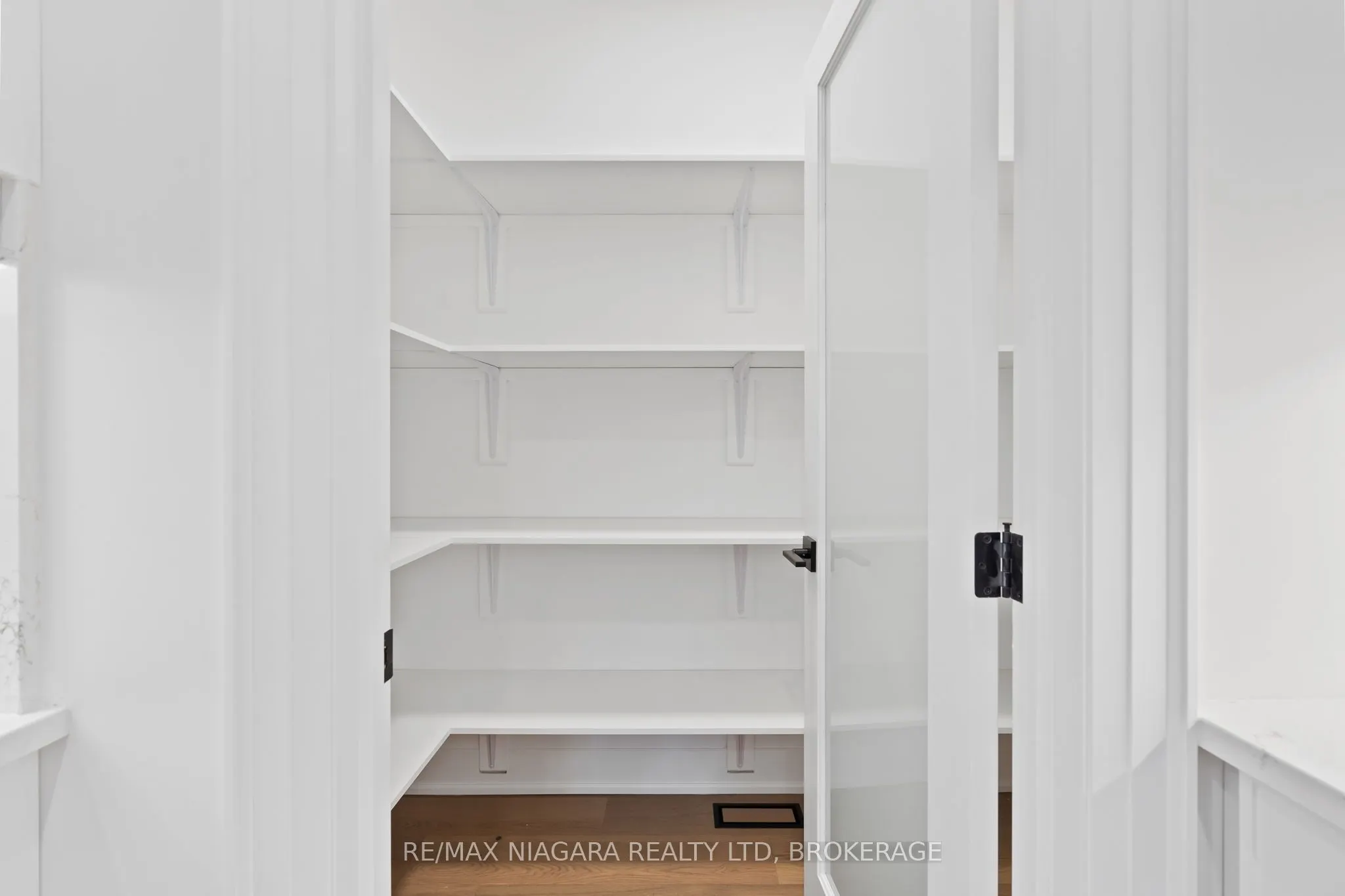 21 Accursi Crescent