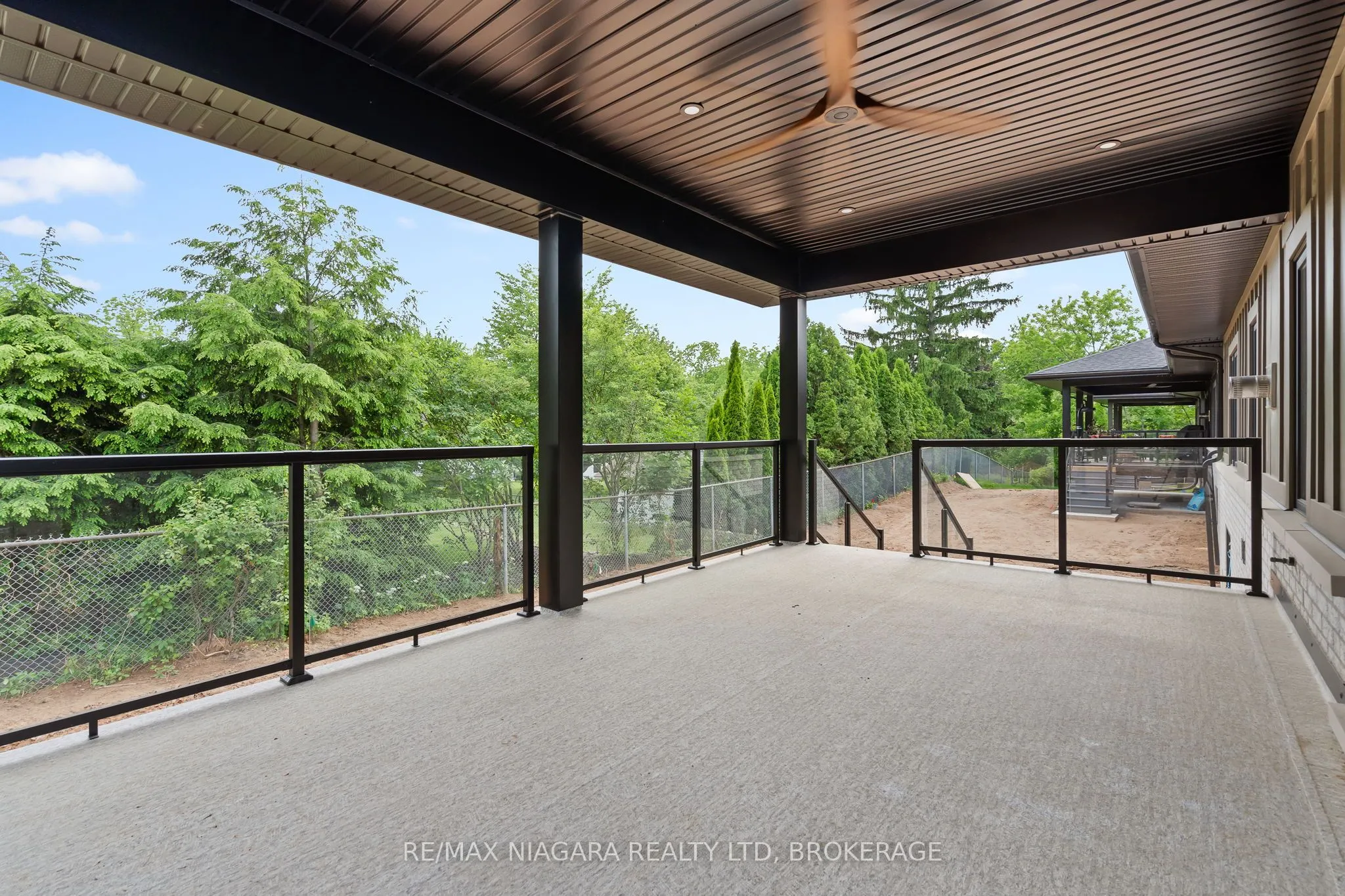 21 Accursi Crescent