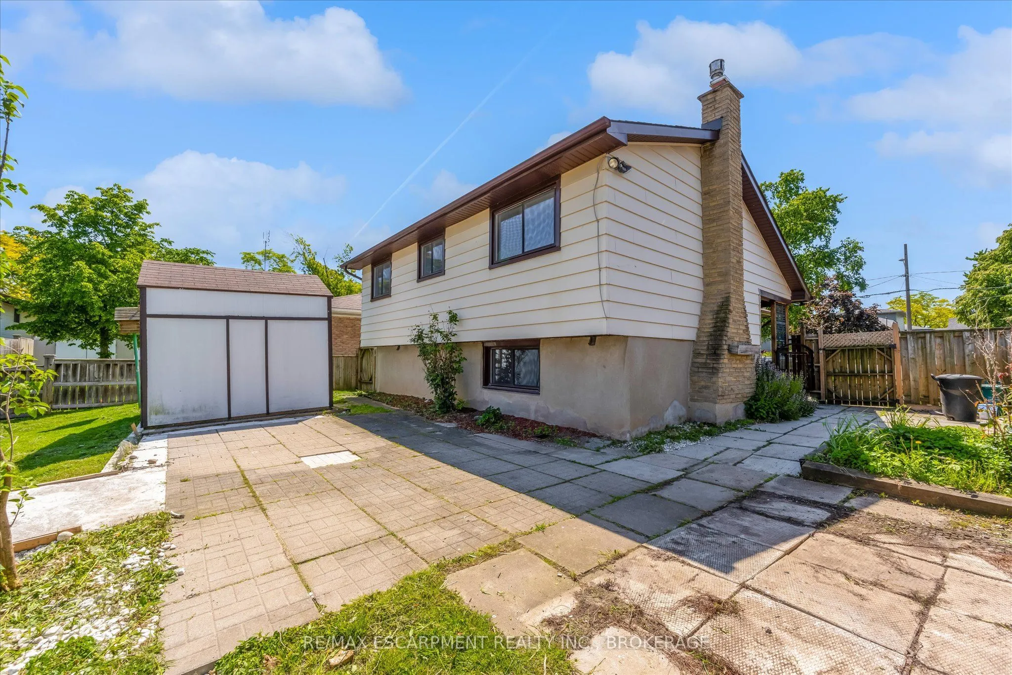 49 Grove Avenue