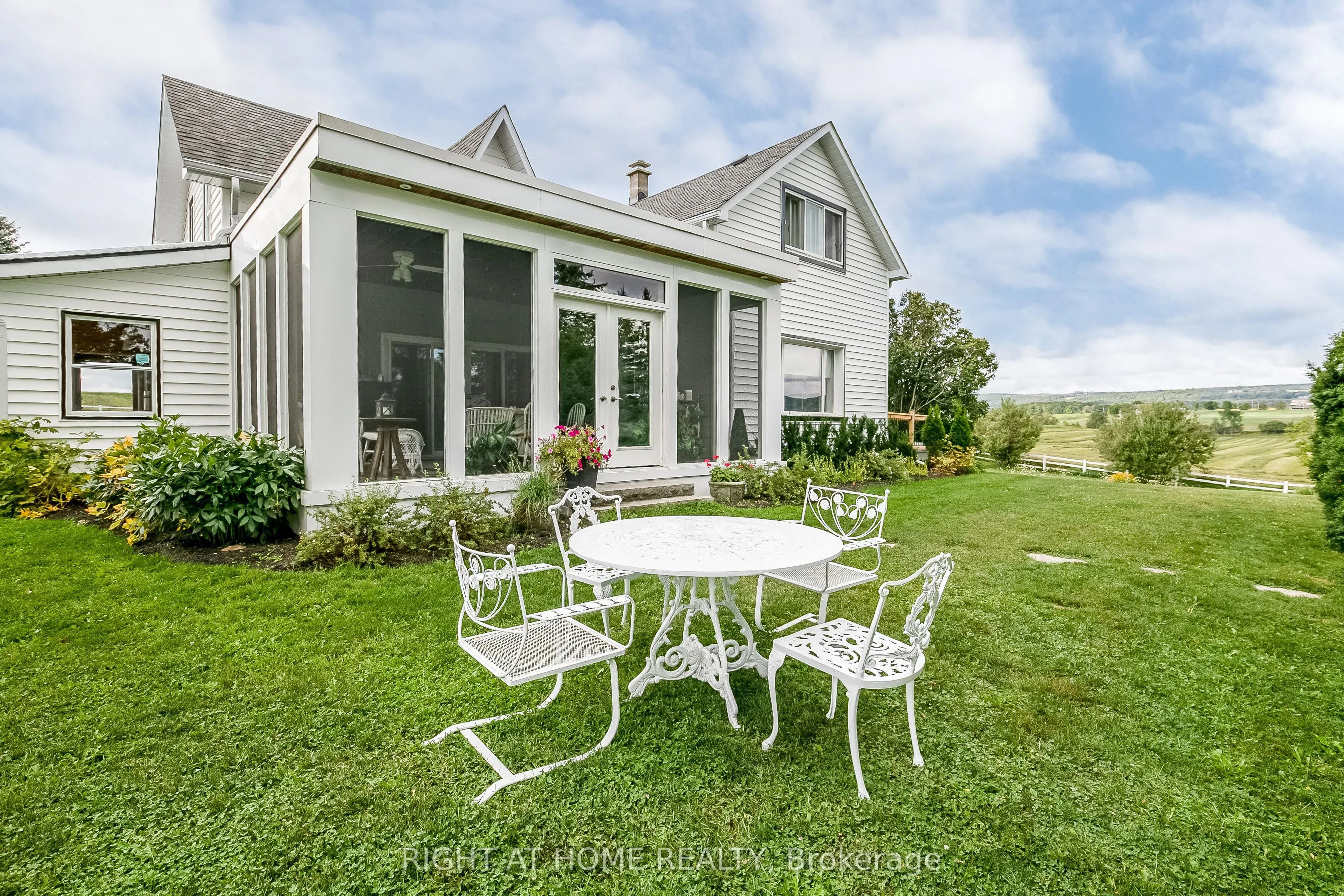 828350 Mulmur Nottawasaga Townline