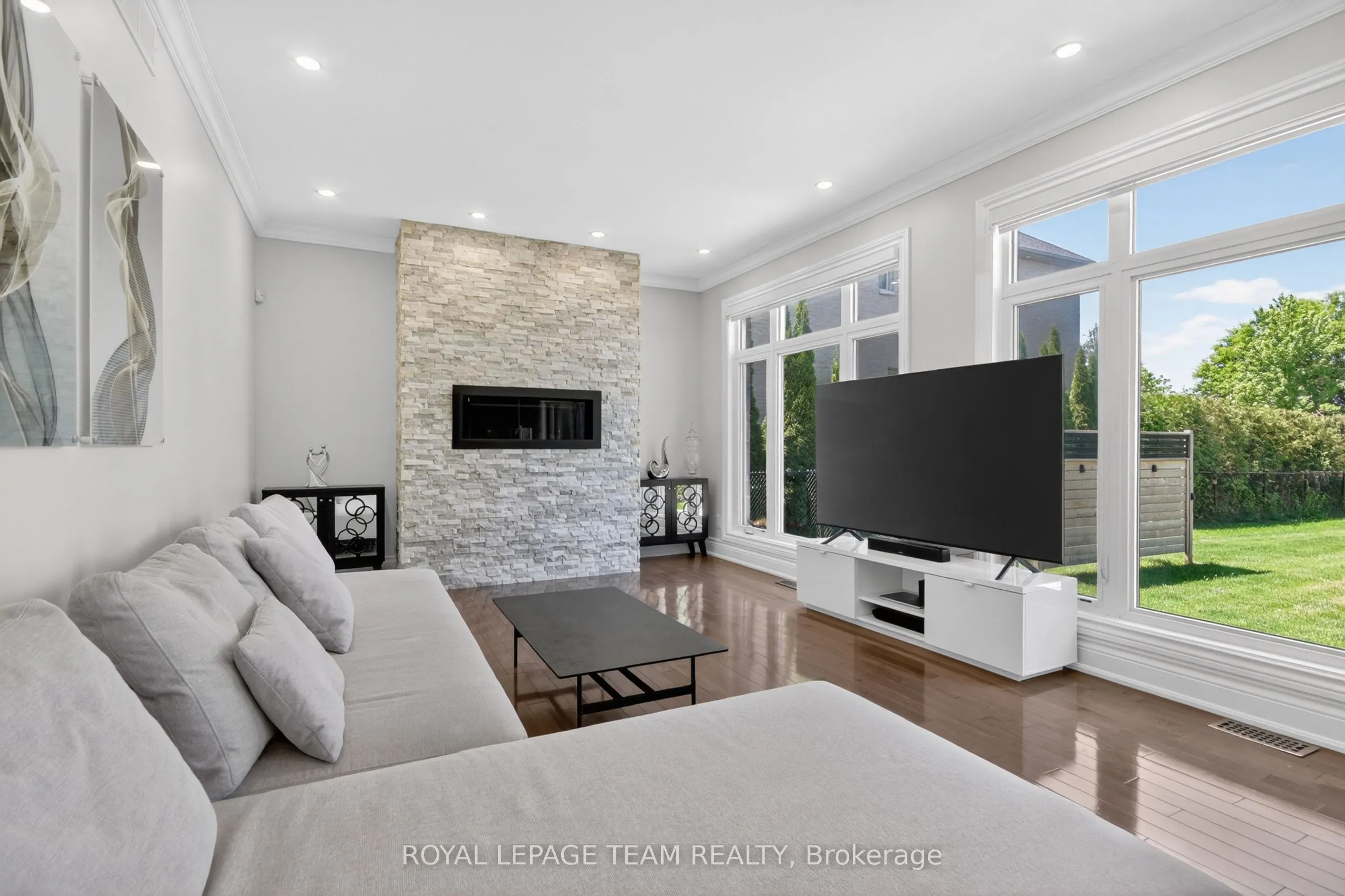 520 LEIMERK Court