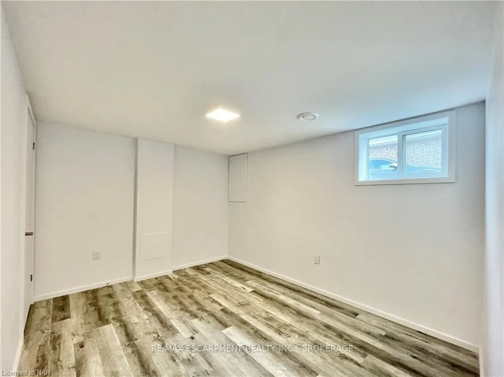 76 Marc Boulevard