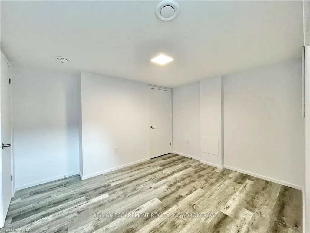 76 Marc Boulevard