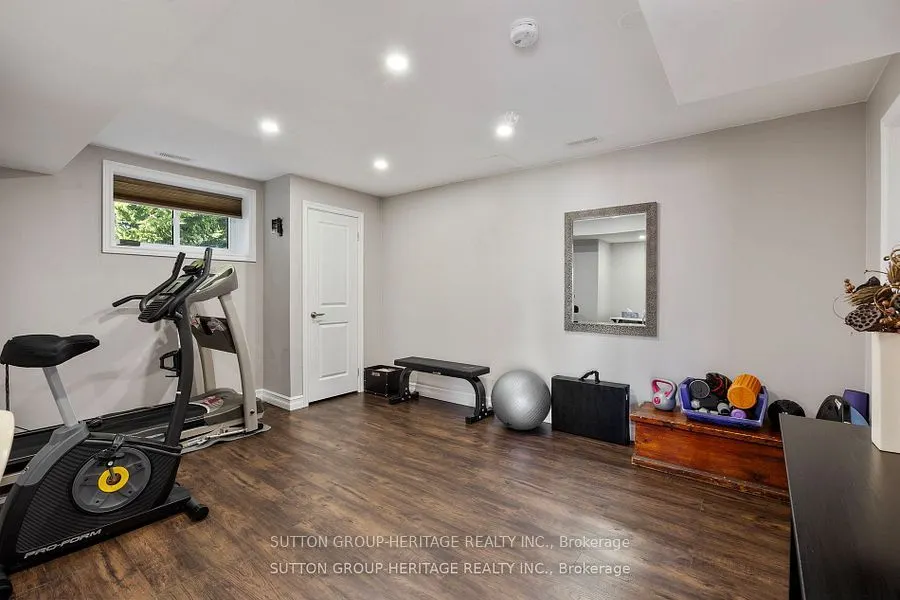 52 Hillside Drive