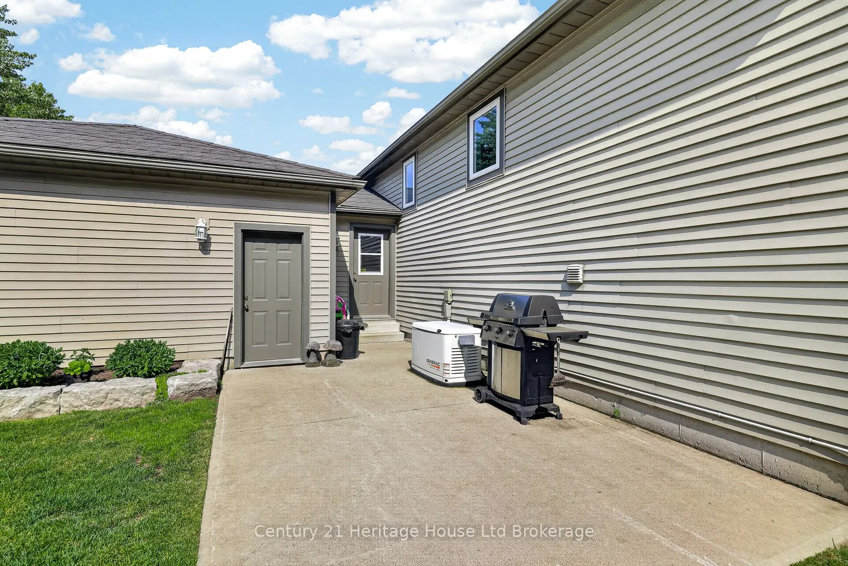 1567 Forestry Farm Road