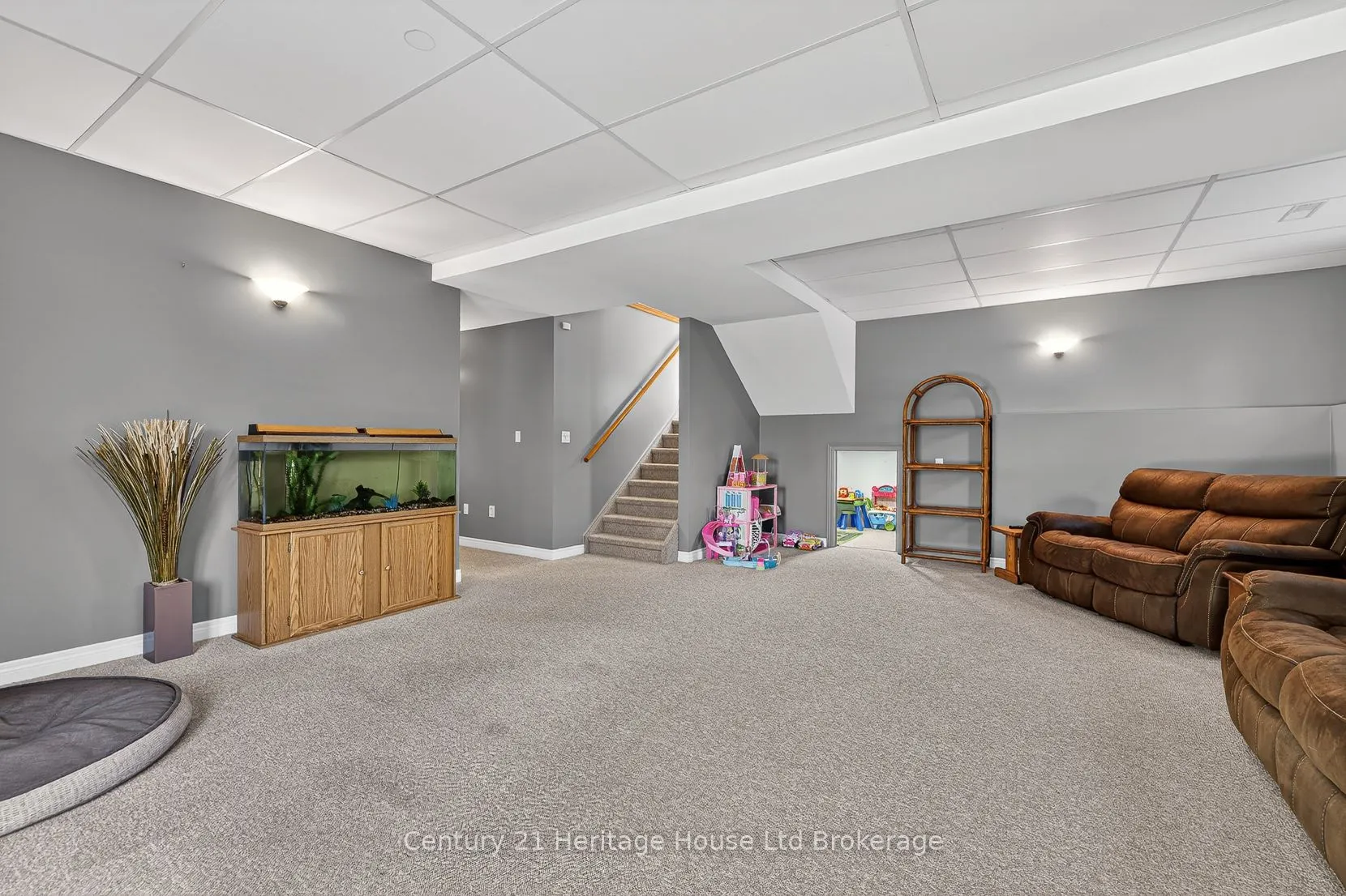 1567 Forestry Farm Road