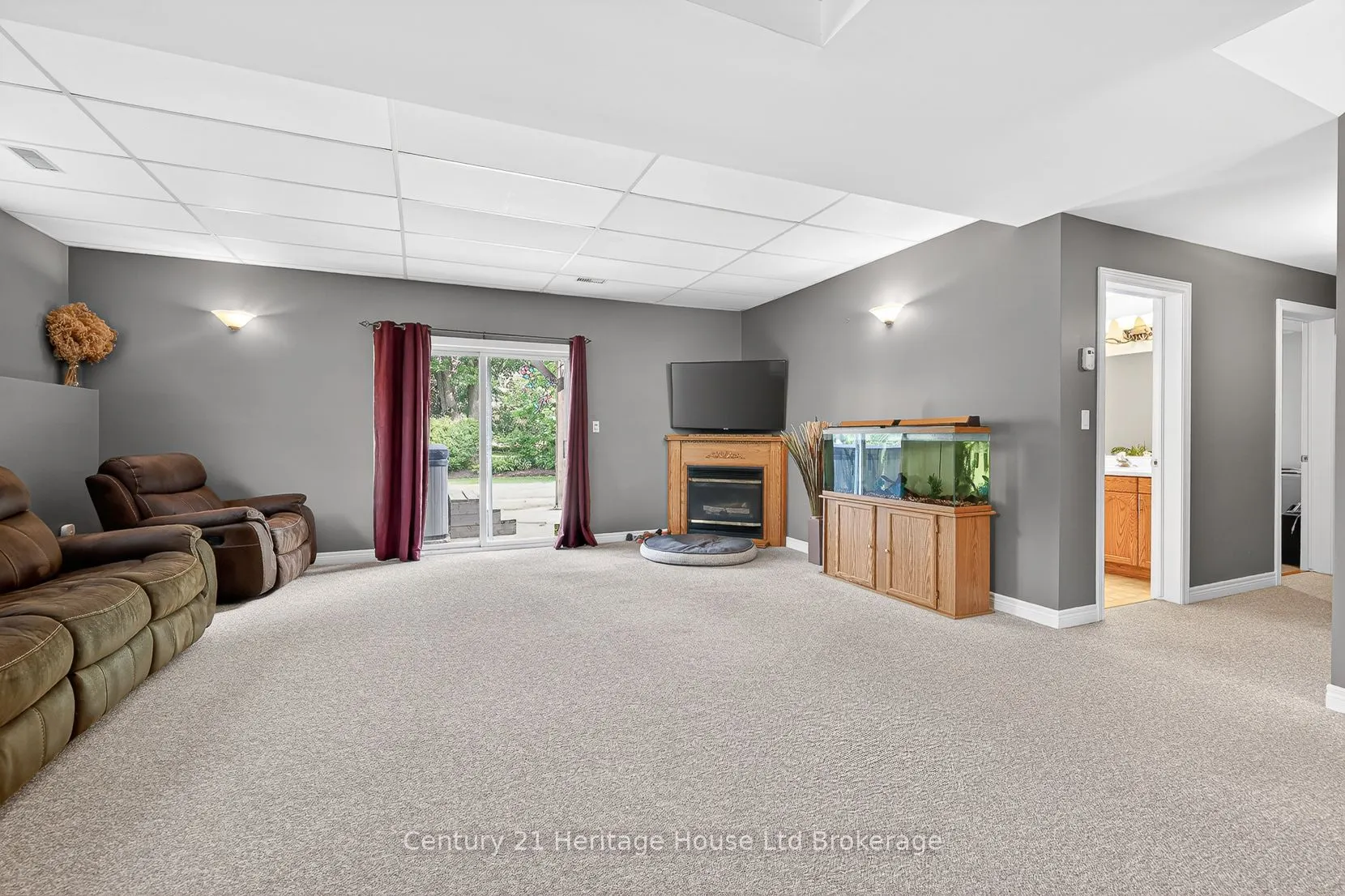 1567 Forestry Farm Road