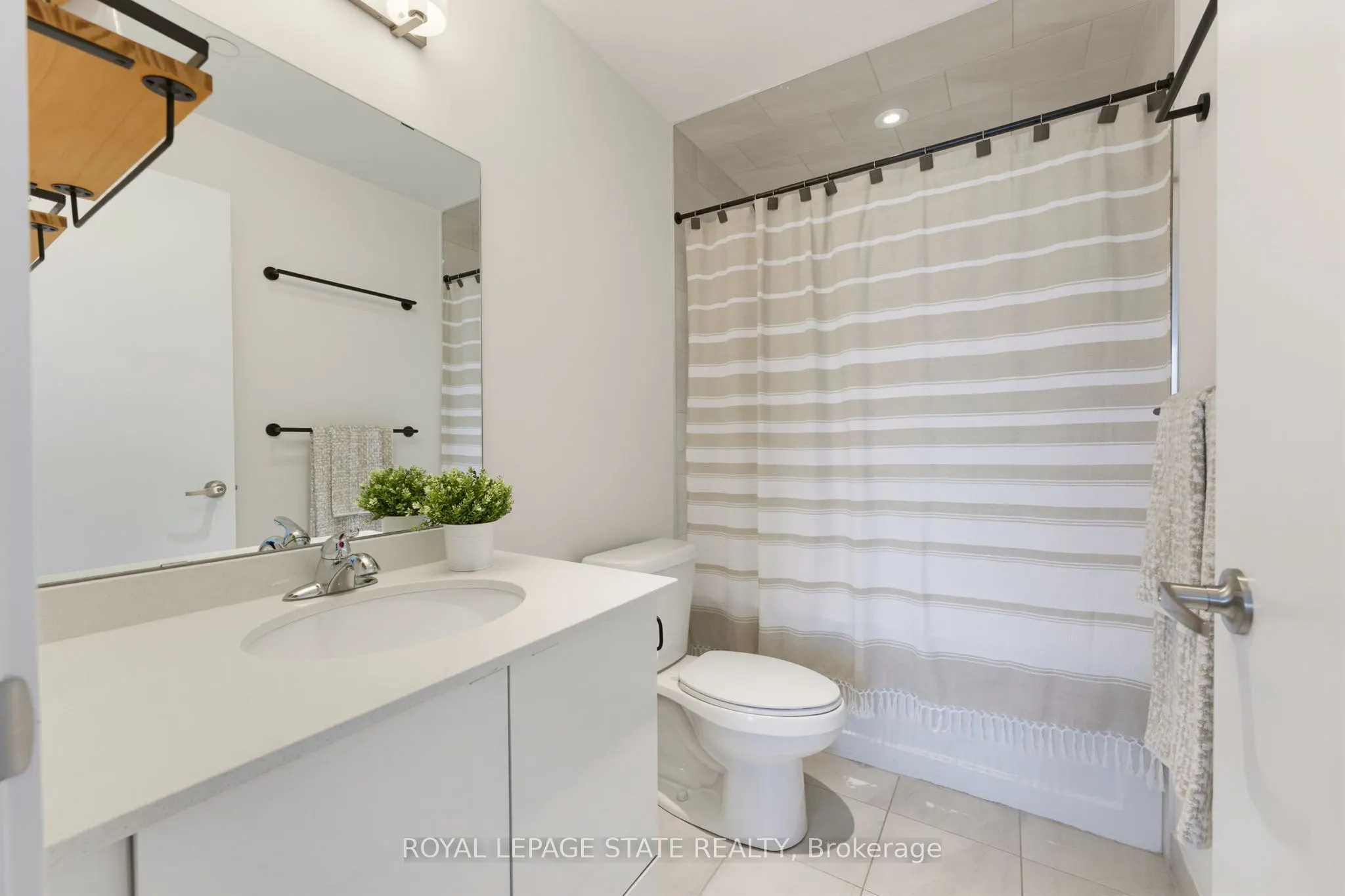 16 Markle Crescent #513