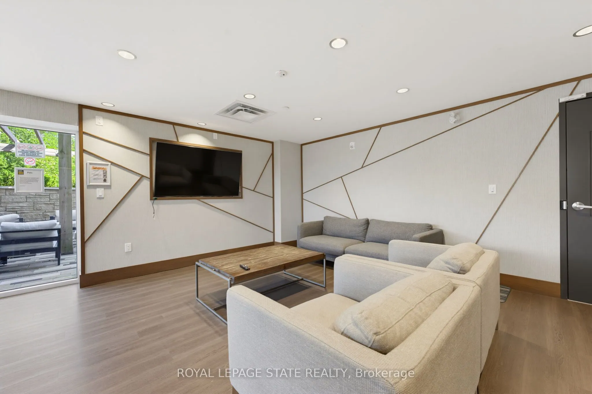 16 Markle Crescent #513