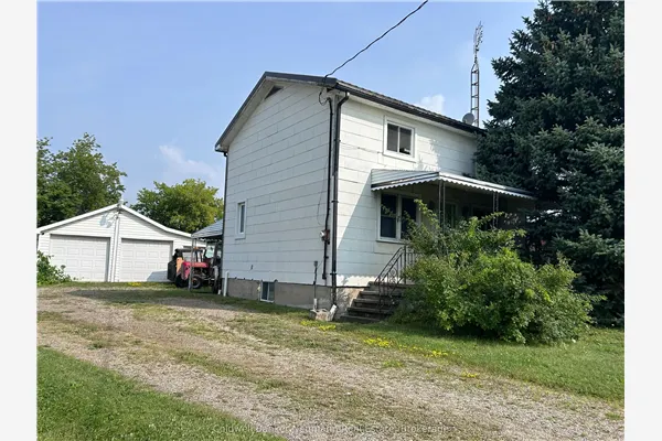 393 Woodlawn Road W